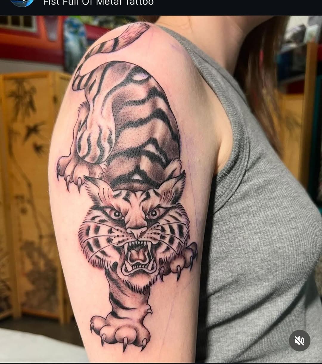 Absolutely sick tiger tattoo from @fatchrisadams ! Shoot us a message to get tattooed by the man himself!
.
.
.
#tattoo #tiger #japanese #solid #tattooideas #traditional #blackandgrey #seattle #seattletattooartist