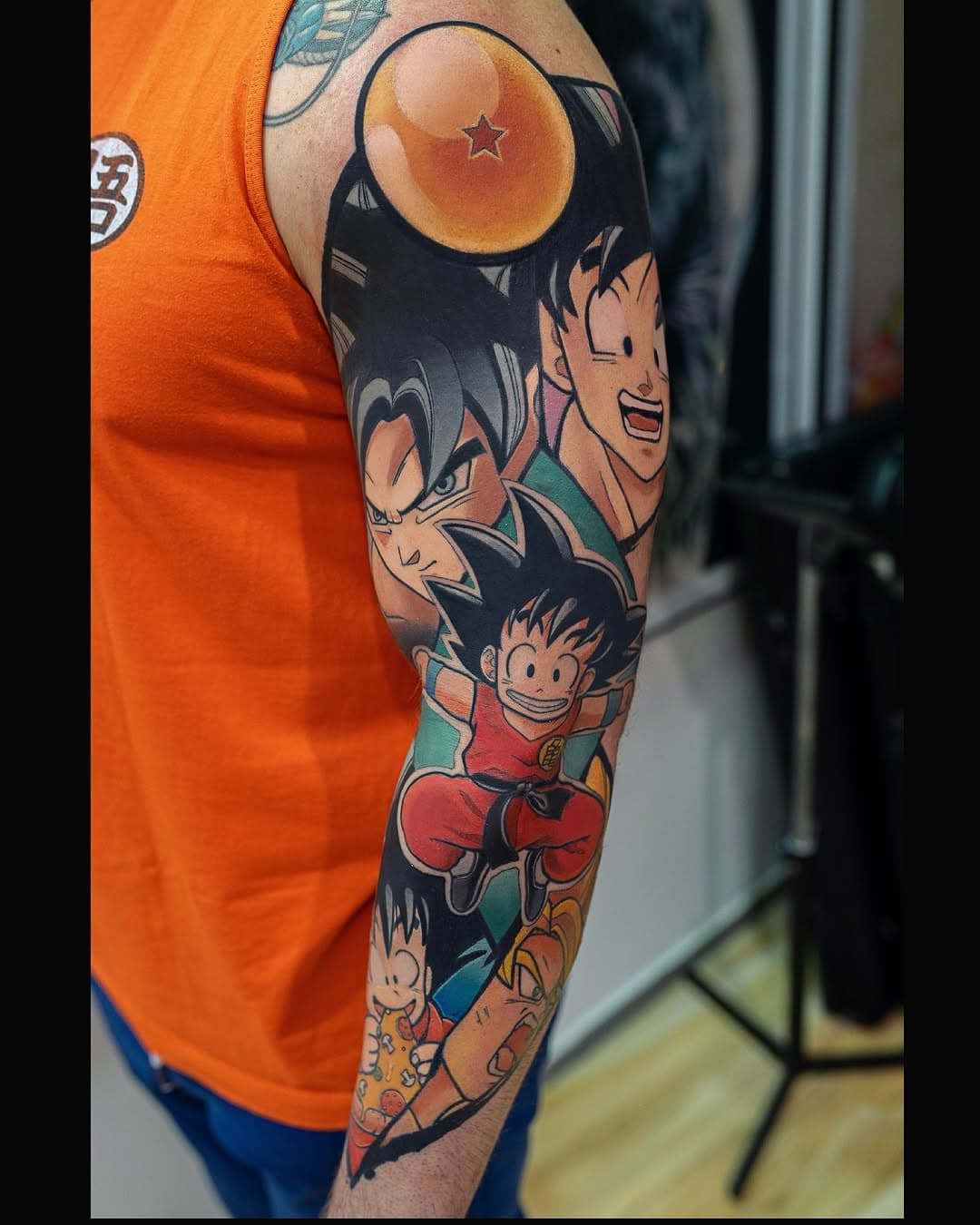 Goku 🧡 #dragonball #dragonballz #goku #gokussj #animetattoo #animeart #anime #color #colorful #colortattoo #ink #inked #animemasterink #tatuaże #tatuaż #dziaranie #dziara #dziaramysię😍 #pizza