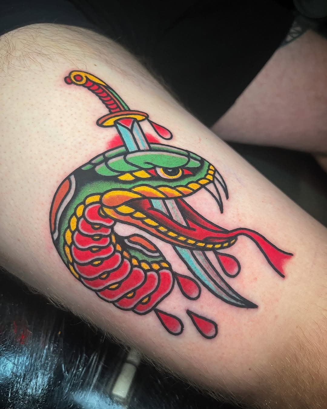 Banger for Peter from @thebutchermansam most excellent bangers and flash book. Also some stencil blasphemy, who needs scissors! #classictattoos #boldwillhold #traditionaltattoos #traditionaltattoo #traditionalartist #whipshaded #brightandbold #tradtattos #derbytattoo #derbytattoos #derbyshire #derbyshiredales #blackclaw #blackclawneedle #blackclawneedles #oldlines #bright_and_bold #realtraditional  #traditionalflash #tattoo #besttradtattoos