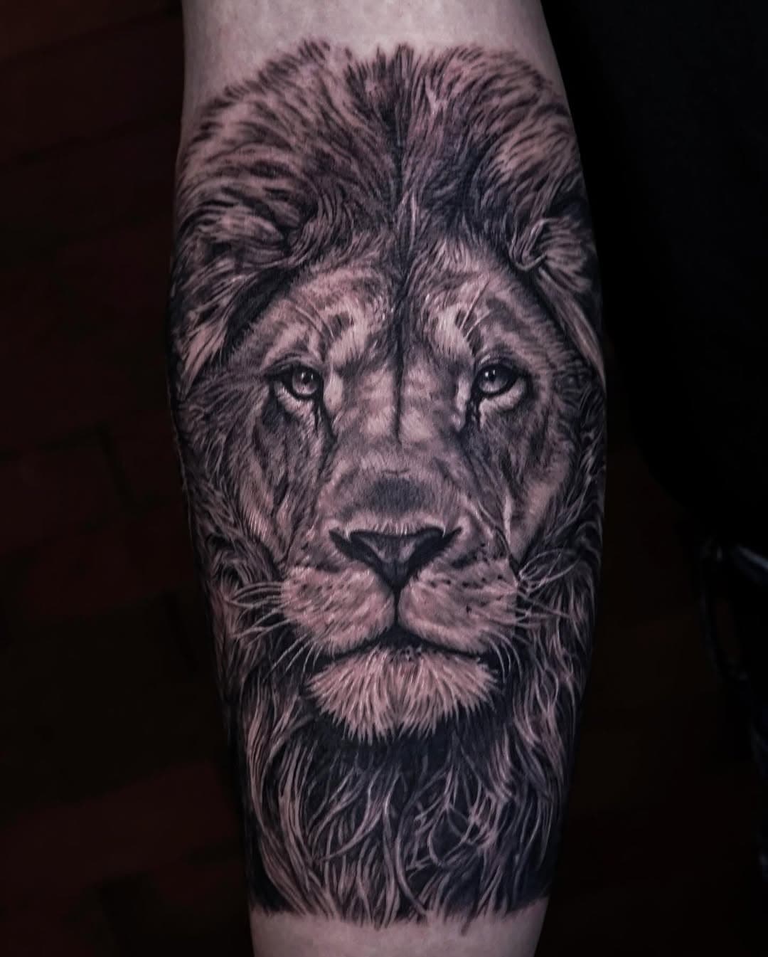 Lion 🦁 

Bookings available on November to December. If you keen to book in, Please feel free to send me your ideas of tattoo at Heimatattoo@gmail.com 

#liontattoo #fukuokatattoo #ライオン #タトゥー