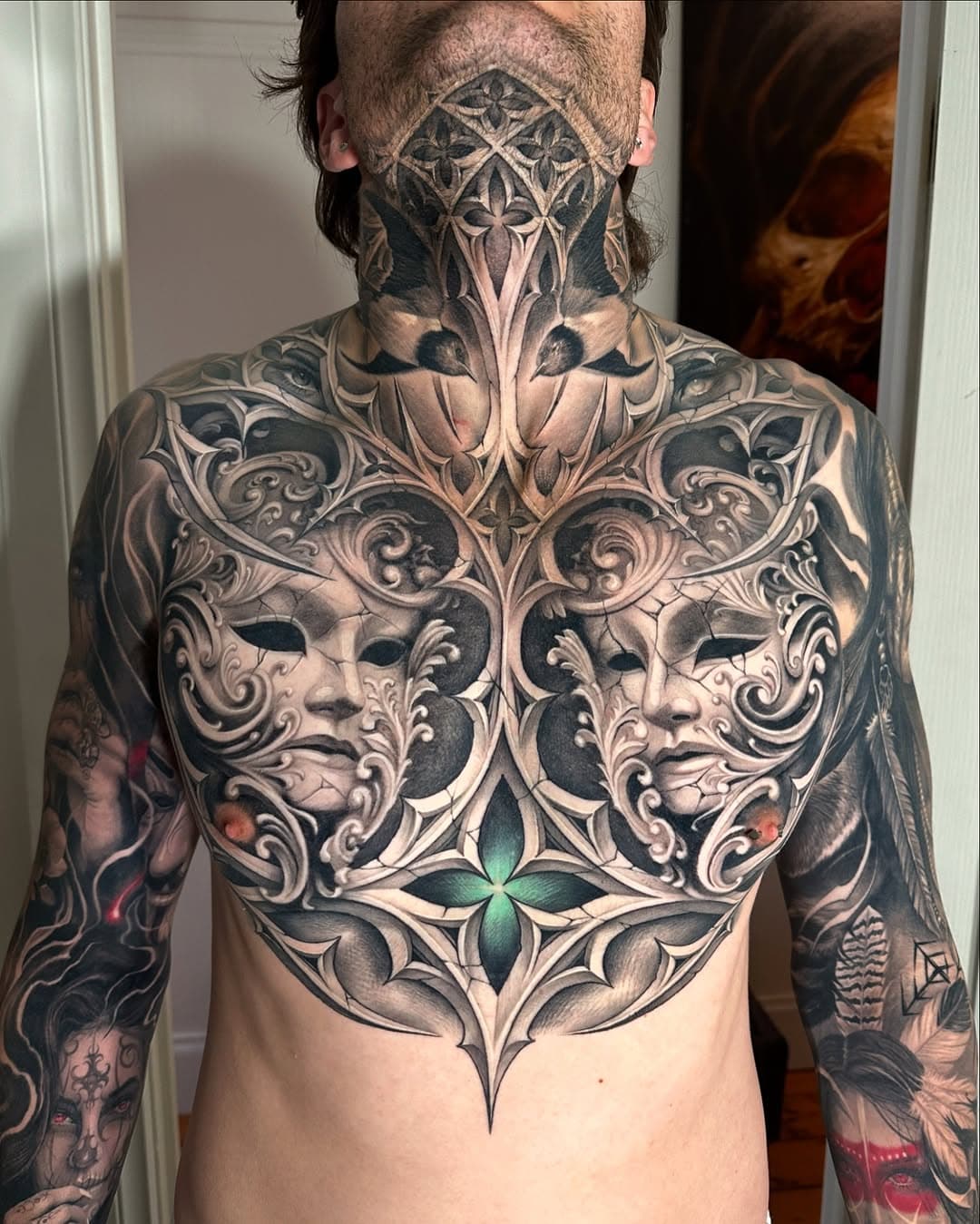 ⚜️ Healed work on the bro @rhysfenech Done @oculustattoo ⚜️ 
-
@cheyenne_tattooequipment 
@electrumsupply 
@eclipse.tattooink 
@quantumtattooinks 
@drpickles_ 
-
#OculusTattoo #HealedTattoo #Ink #Healed #Freehand #Gothic #Architecture #BlackAndGrey #Colour #trending