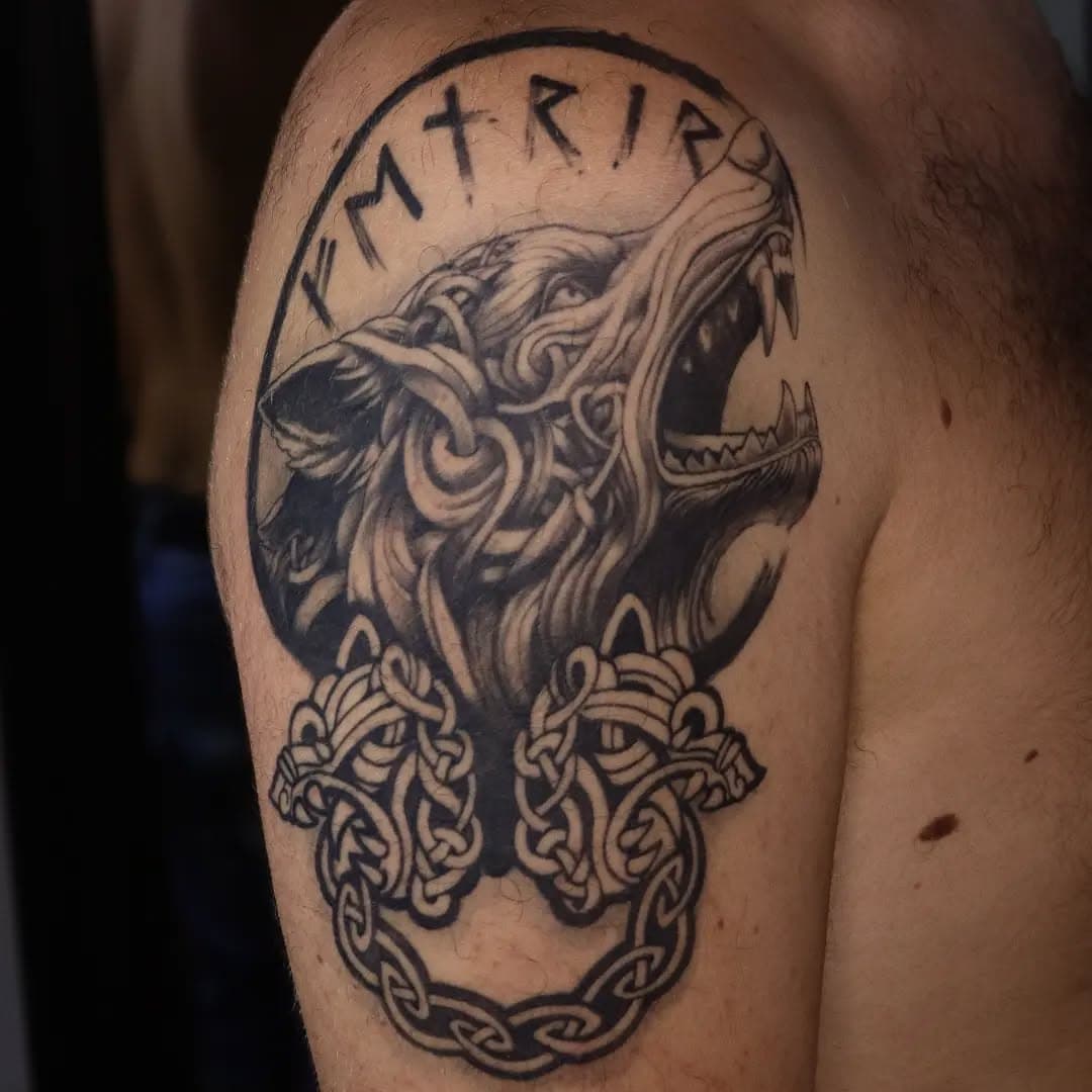 Fenrir, il lupo mitologico tradito dagli dei con l'inganno. 

Un pezzo molto particolare che ha mixato AI e tradizione. 

Grazie della fiducia a @vishous2004 !

Per info e appuntamenti Dm o Whatsapp!

#tattoo #tatuaggio #genovatattoo #alessandrogogioso #studiotattoogenova #wolftattoo #fenrirtattoo #tatuaggiovichingo #genovatatuata