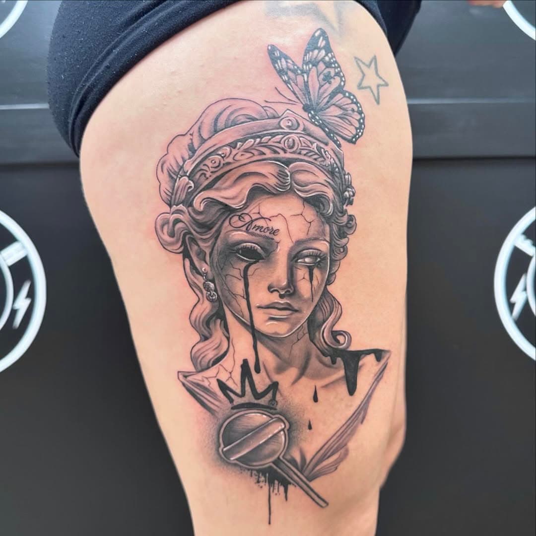 6.5 hrs to complete. By: LolaTatts @lola_tatts 
.
#FleshTattoos #InTheFlesh #FreshFlesh #StencilStuff #FYT #FYTsupplies #FYTcartridges #Pantheraink #SolidInk #Woodbridge #WoodbridgeTattoo #vaughan #Toronto #TheSix #Mississauga #Etobicoke #Tattoos #CoolTattoos  #CustomTattoos #ink #InkAddict #YouWantThis #YouShouldGoHere #WeDoItBetter #BookAhead #EikonDevice