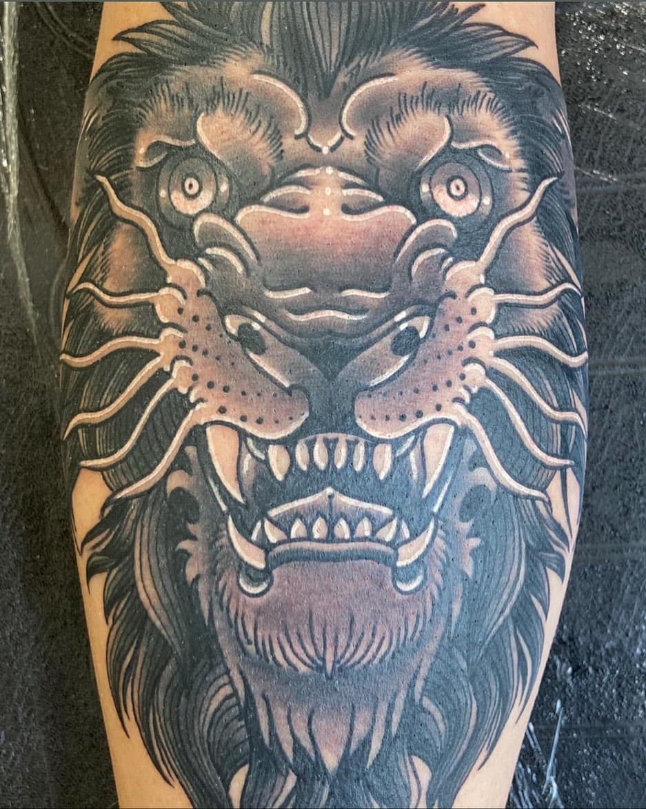 Tattoo by kipper! circa 2020 🤫 Thanks for looking. #lion #liontattoo #tattoosbykipper #abovealltattoo #abovealltattoosd #pacificbeach #pacificbeachsd #traditional #traditionaltattoo #traditionaltattoos #tattoosformen #tattoosforwomen #blackandgreytattoo #blackworktattoo #legtattoo #funstuffsandiego #sandiego #858 #619 #garnetave #covidtattoo