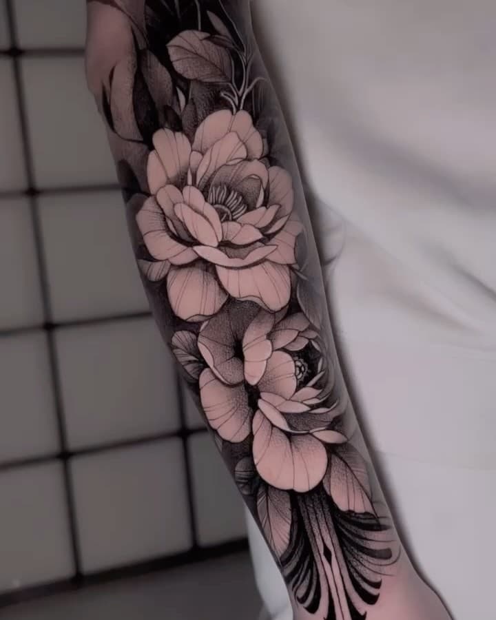 🌿 Explorando Nuevos Caminos 🌿

Este tatuaje en black and grey floral es un reflejo de mi deseo de seguir creciendo y evolucionando como artista. Estoy buscando constantemente nuevas formas de expresión, explorando técnicas y estilos que me lleven más allá de mi zona de confort.

Cada trazo es una oportunidad para aprender algo nuevo y conectar más profundamente con la esencia del arte. A veces es necesario arriesgarse para encontrar caminos inesperados y crear algo realmente especial.

Gracias a quienes me acompañan en este viaje. ¡Lo mejor está por venir!

#tattooart #blackandgreytattoo #tattoolife #floraltattoo #lineworktattoo #tattooartist #artisticjourney #blackandgreyrealism #tattooinspiration #inkedmag #tattooideas #tattoolove #exploremore #artisticgrowth #tattoostyle #creativeexpression #tattooflowers #tatuaje #zonadeconfort #tattoomotivation #tattooworkers