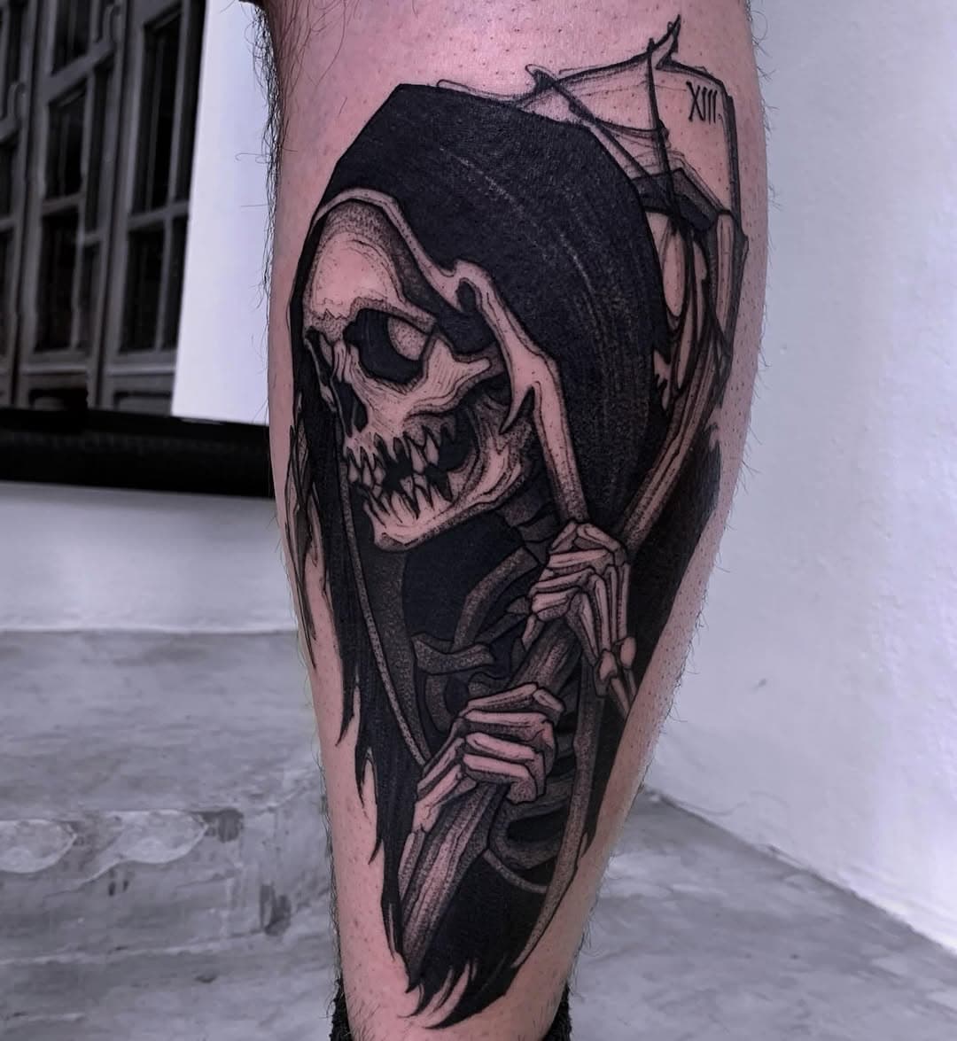 A Morte 💀
Inspirada na carta de tarot ✨

#blackworktattoo #tattooartist #skulltattoo #tarottattoo #dark