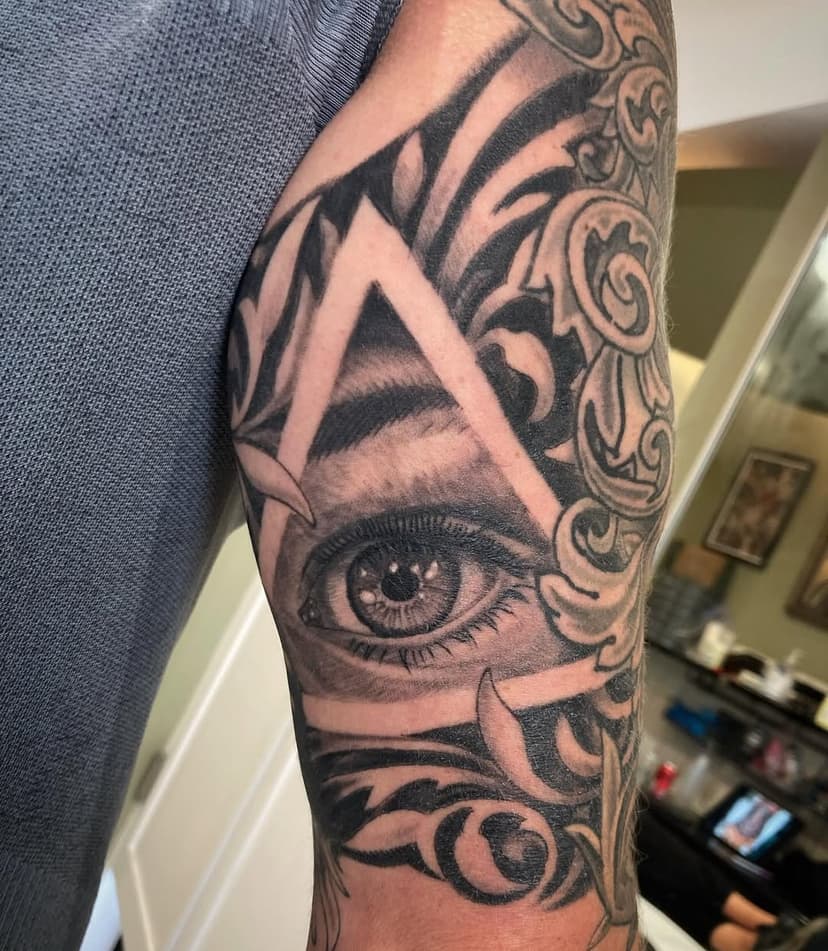 Healed by Asi personalised with his child eye photo #tattoo #tattoos #art #artist #allseeingeye #allseeingeyetattoo #blackandgreytattoo #healedtattoo