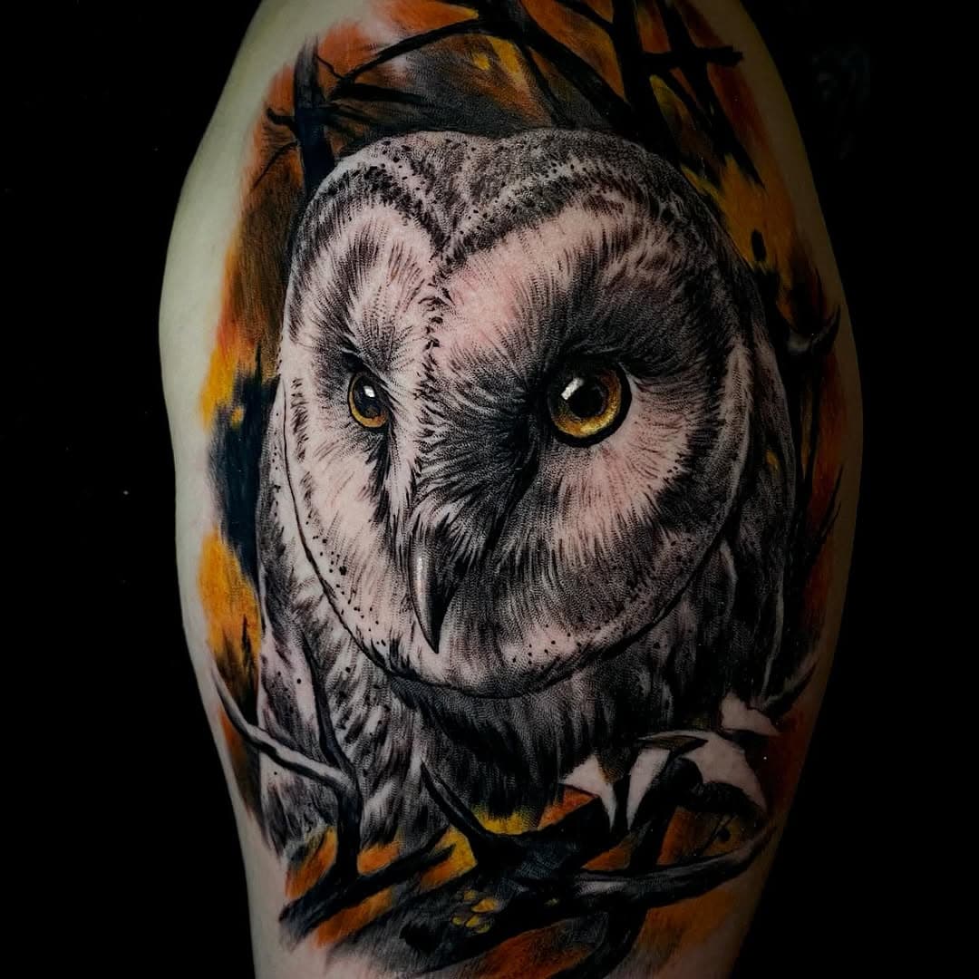 •Owl•  Amaian besoan egindako hontza zuria, Eskerrikasko 🖤🖤🖤

Lechuza realizada en el brazo de Amaia!! 

Realizado en @greylinetattoo con @aloetattoo @radiantcolorsink @radiantcolorseurope 
.
Información y citas :
Citasgreylinetattoo@gmail.com
WWW.GREYLINETATTOO.COM.
.
.
#museodeltatuaje #owl #owltattoo #realistictattoo #realism #bngtattoos #bng #blackandgreytattoo #blackandgrey #realismo #tatuajerealista #tatuajerealismo #tatuador #tatuajes #tattoos #bestbngtattooartists #tattooart #colourrealismtattoo #buho #buhotattoo #animals #animalstattoo #thebesttattooartists #zumaia #zumaiatattoo #gipuzkoa #gipuzkoatattoo #eukalherria #realismogipuzkoa #tatuajerealista