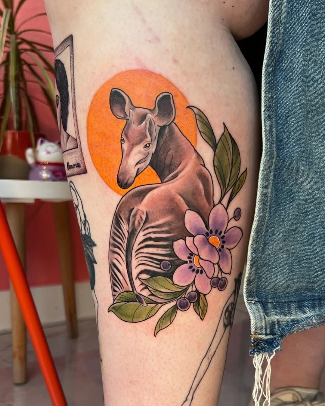 Floor asked me for an Okapi tattoo a while ago, and I couldn’t be more thrilled about it!
So heres my first Okapi, everyone!
•
Thank you Floor for always trusting my work 🫶
•
Also, on another note, my inktober took a different path, but I’m still making one drawing a day! I’ll post more about it the upcoming week 🤍
•
Done @itaitattoo 
#okapi #okapitattoo #neotraditionaltattoo