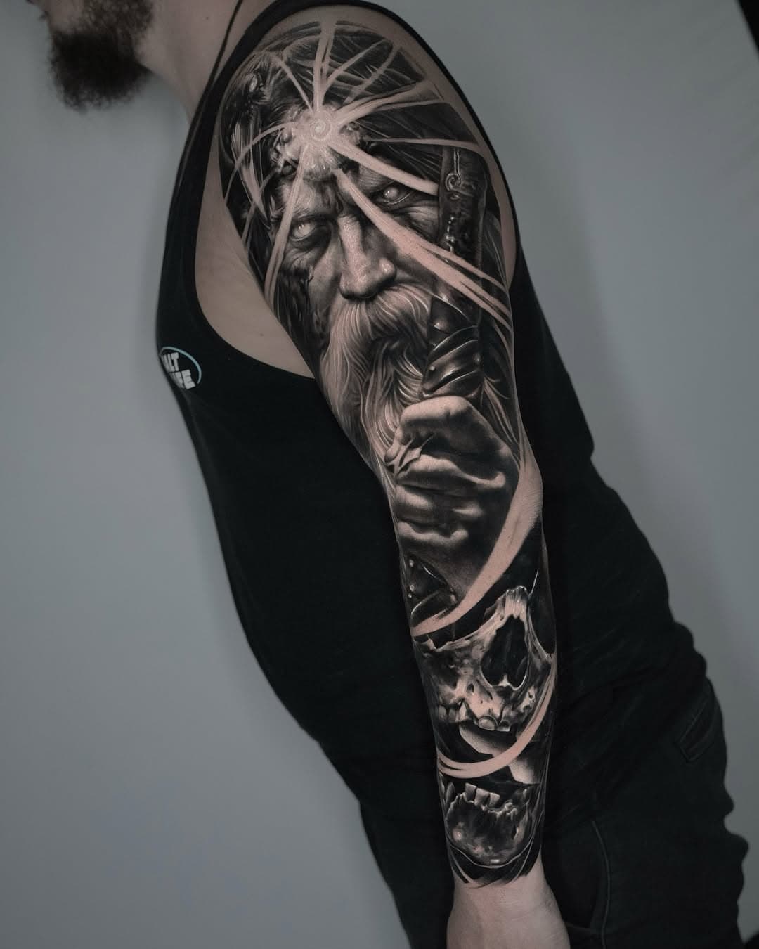 ⚫️⚫️⚫️ODIN⚫️⚫️⚫️

(FRESH/HEALED)
About info and appointments contact me on DM or :
📩Enricowidlertattooer@gmail.com📩 ➖➖➖➖➖➖➖

Sponsored by:
@tattooproton 

Ph: @vnrdnl_ 

@familyaddictiontattooshop 
@familyaddictioncollective 

#blackngrey #realistictattoo #napoli #realistictattoo  #skull #odin