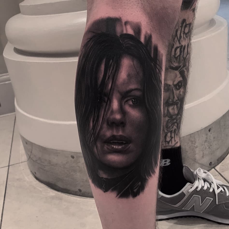 @katebeckinsale Underworld piece I made @jerseytattoocon last month! On my boy @leighprout 

Sponsored by @killerinktattoo 

#killerink #workdfamousink #fkirons #hustlebutterdelux #tattoo #tattooed #tattooist #tattoos #tattoos #ink #inked #portrait #tatt #tattooartist #art #artist #tattooart #katebeckinsale #underworld #movie #vampire #halloween #newyork #liverpool #inkeeze