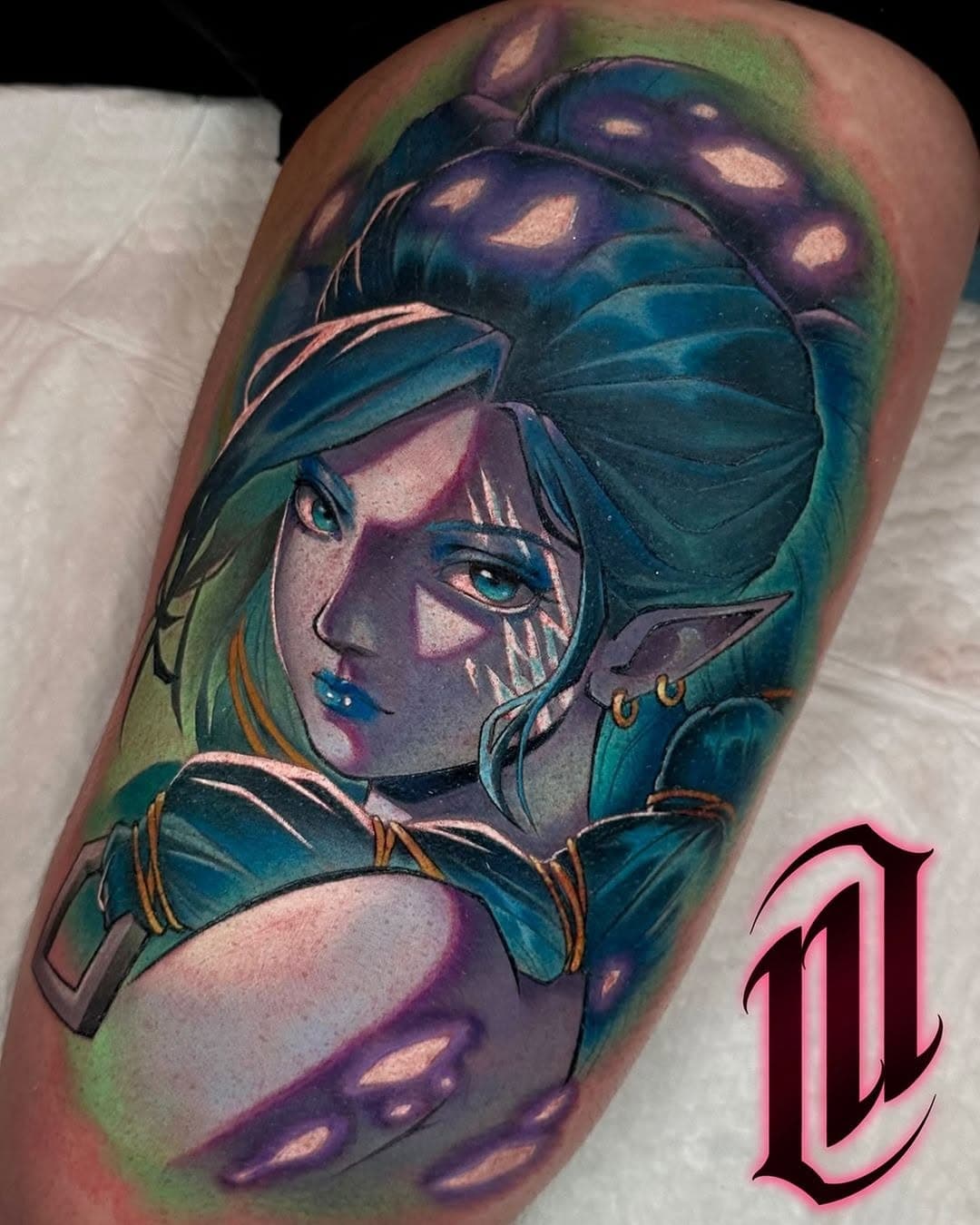 The colours in this Ice Queen Shiva are just incredible - amazing work @marcusottner!

Created with #magnumtattoosupplies ❤️

#finalfantastytattoos #gamingtattoo #nerdytattoos #videogametattoo