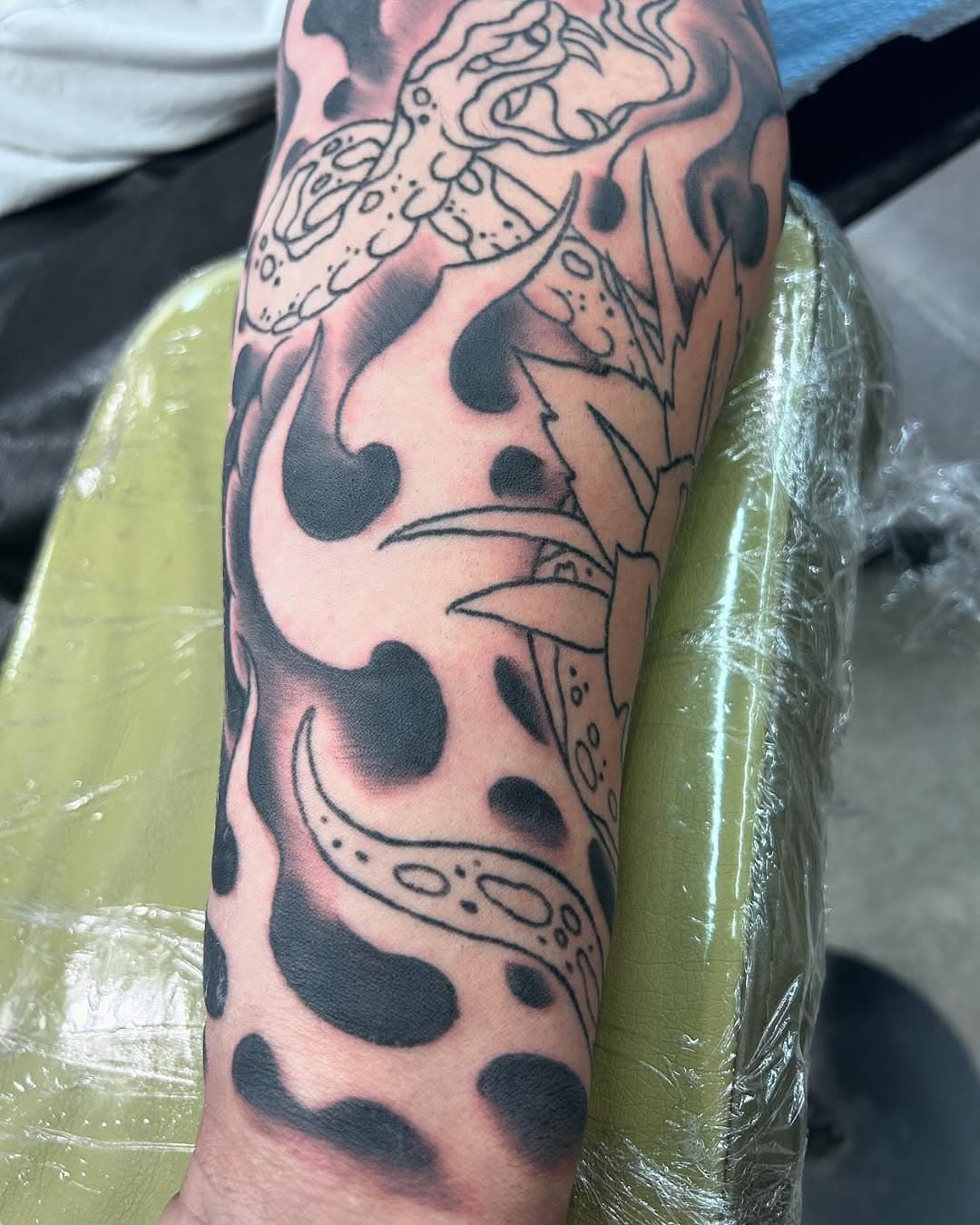 🐅 Just to update everyone on regular booking, I am booking @tigertattoo_spokane  for new large scale projects! Tuesday, Wednesday, Friday Saturday 11-7

I am also looking to book new projects
for any clients are interested in coming to Kellogg Idaho Silver Valley Tattoo let me know and we can get some things rolling. 
I’m here every Thursday 12-7

As always, in order to book 📖 email me at ejzaptats@gmail.com, send a DM or hit up my client text line # 5099875225 

And thank you to all my awesome clients who make this life possible. 😎

Here’s some recent tattoos I’ve been getting into