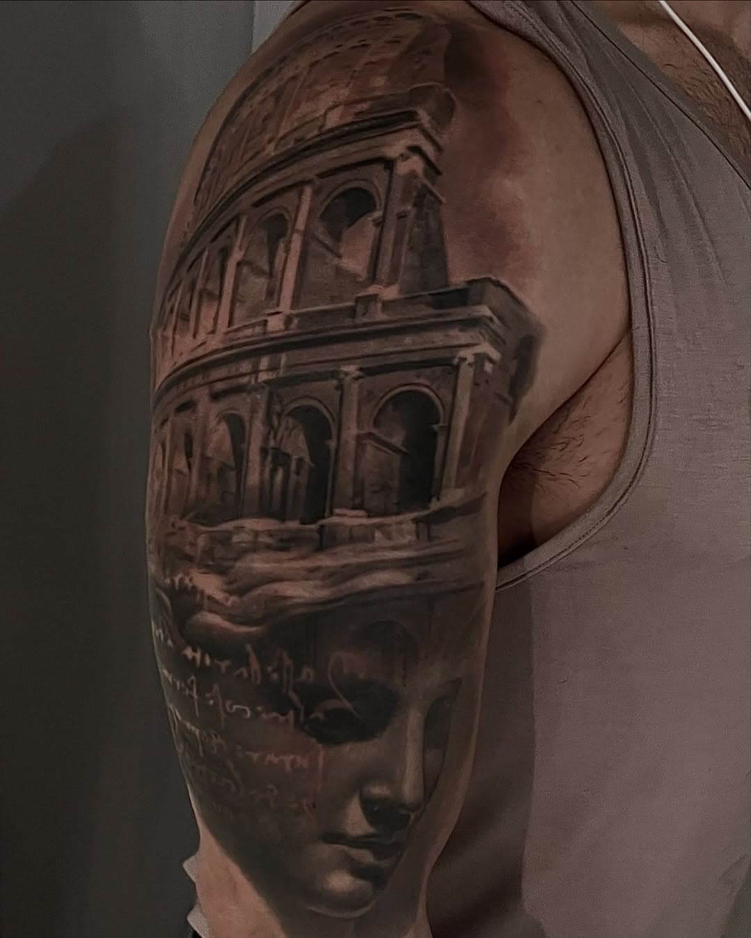 Why does the eye see more clearly when asleep than the imagination when awake?
-Leonardo Davinci

Thanks for looking! 

BOOKS ARE OPEN!
Email: garrettharpertattoos@gmail.com

#maydaytattooco #chicago #tattoo #madewithdynamic #blackandgrey #realistictattoo @chicagosbesttattooartist #texture #art #statue #colosseum