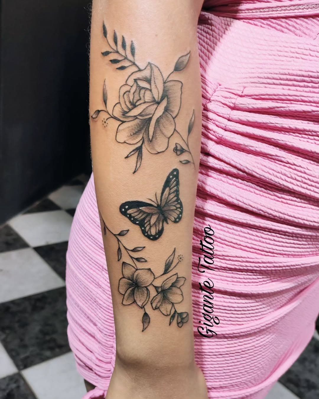 Agenda e orçamentos pelo whatsapp 
96538-0366
#tartoo#tatuagem#tatuador#gigantetattoo#mesquitarj#novaiguaçu#nilopolis#anchieta#saojoaodemeriti#vilaemil#cosmorama#edsonpassos#madureira#tatuagensfeminas#tatuagemfeminina#tatuagensdelicadas