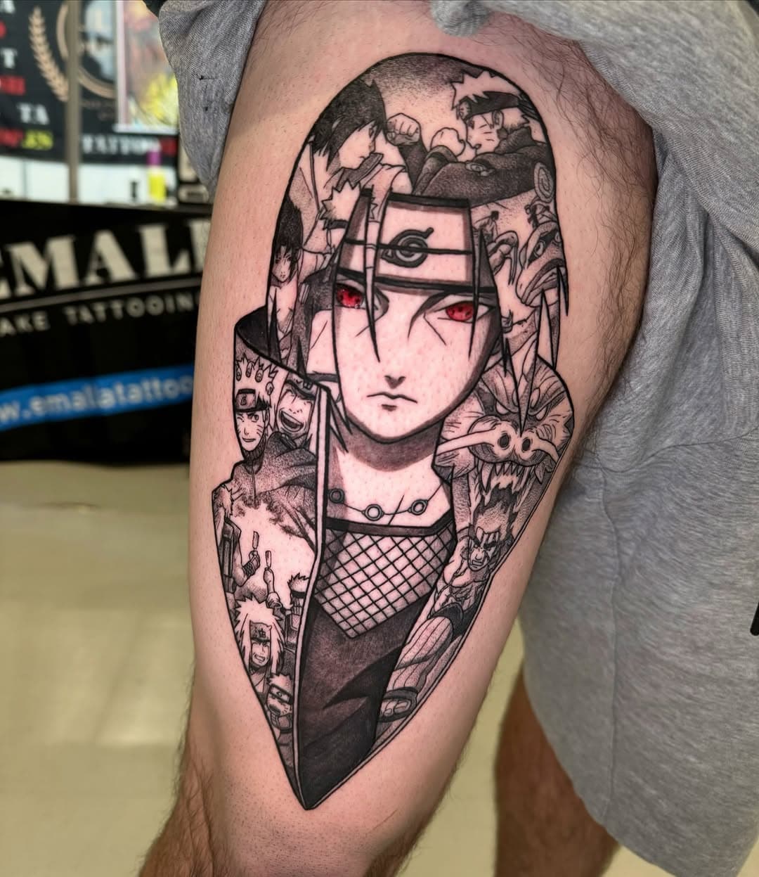 2º tattoo en la @spain_tattoo_conventions de Alicante 
Que os parece?? Podéis encontrarme en @seventeamtattoostudio . Realizado con agujas @bully.cartridge 

#animetattoo #itachi #naruto #anime #animetattoospain