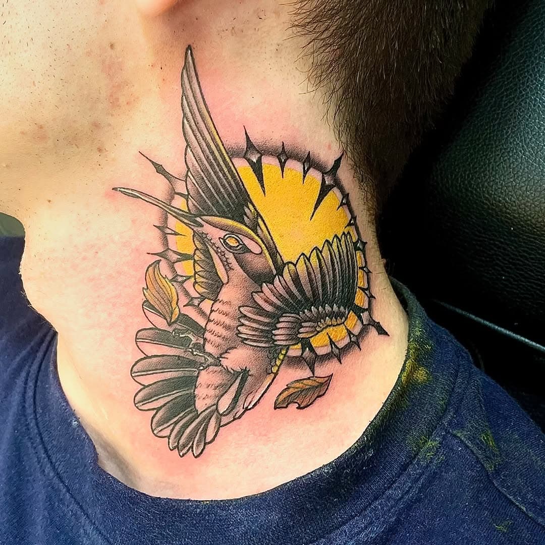 Colibrí realizado en @seventeamtattoostudio con agujas @bully.cartridge Deja un buen like y comenta que te parece si quieres tener 2 minutos de buena suerte!!

#colibri #tattoo #neotraditional