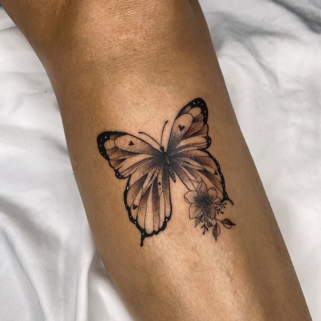 Borboleta da @giselequaliotto 
.
✖️ PARA ORÇAMENTOS LINK NA BIOGRAFIA ✖️
.
.
.
#tatuagemmaringa #maringa #tatuadormaringa #maringatattoo #tatuador #maringatatuador #tatuagemdelicada