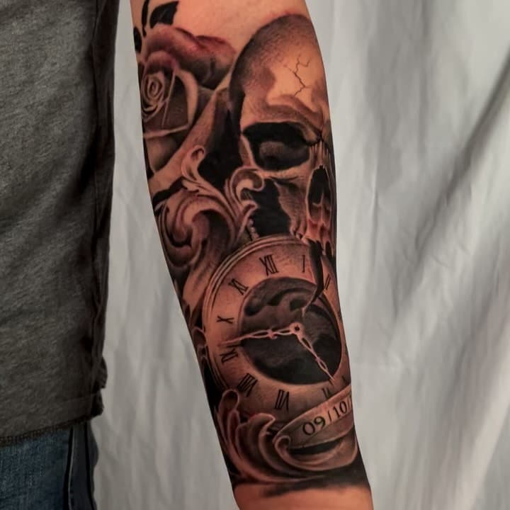 💀 
Tattoo Avenue
5637 E Broadway
Tucson, AZ
.
.
.
#tattoo #tattooavenue #tattooavenuetucson #tucson #tucsontattoo #tucsontattooartist #tucsontattooshop #tucsonarizona #tucsonart #tucsonartist #blackandgreytattoo #blackandgrey #blackandgraytattoo #blackandgray #bng #arizonatattooartist #skull #skulltattoo #clock #clocktattoo #filagree