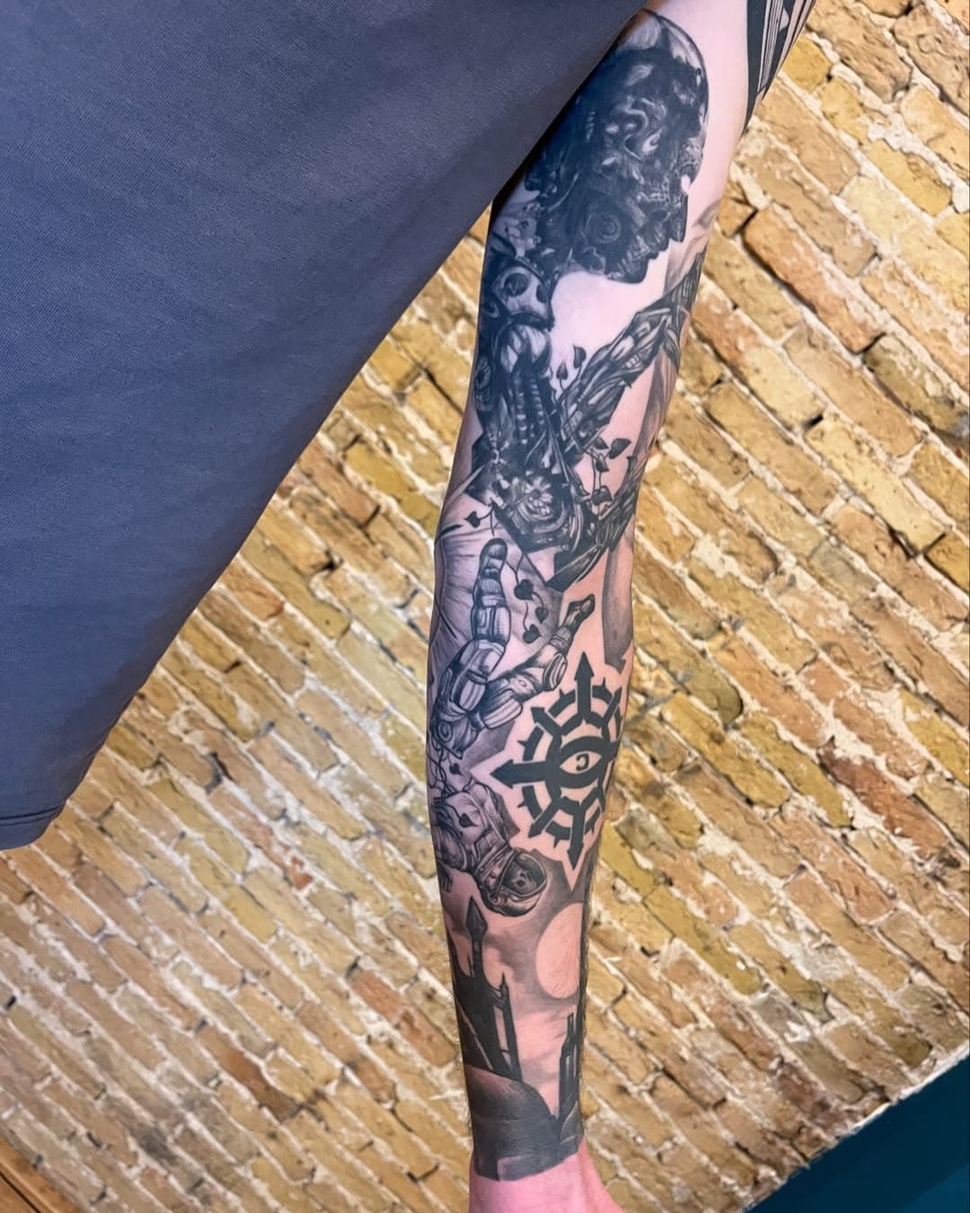 Thanks Lars! 🤘
.
.
.
#tattooblitzz #blitzz #tattooblitzzgroningen #tattoogroningen #tattoo #tattoospiration #dutchtattoo #groningentattoo #tattooink #tattooofinstagram #tattooartist #tattooart #bornofosiris #chimaira #magicthegathering #magicthegatheringtattoo #bornofosiristattoo #chimairatattoo #wow #wowtattoo #pathofexile #pathofexiletattoo