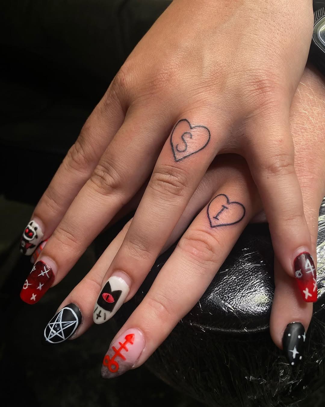 My girlies know to have their nails done for finger tattoo day 😭💕💕💕 too cute, ya’ll.
-
-
-
#tattoo #tattooartist #georgiatattooartist #augustatattooartist #fingertattoo #coupletattoos #coupletattoo #finelinetattoo