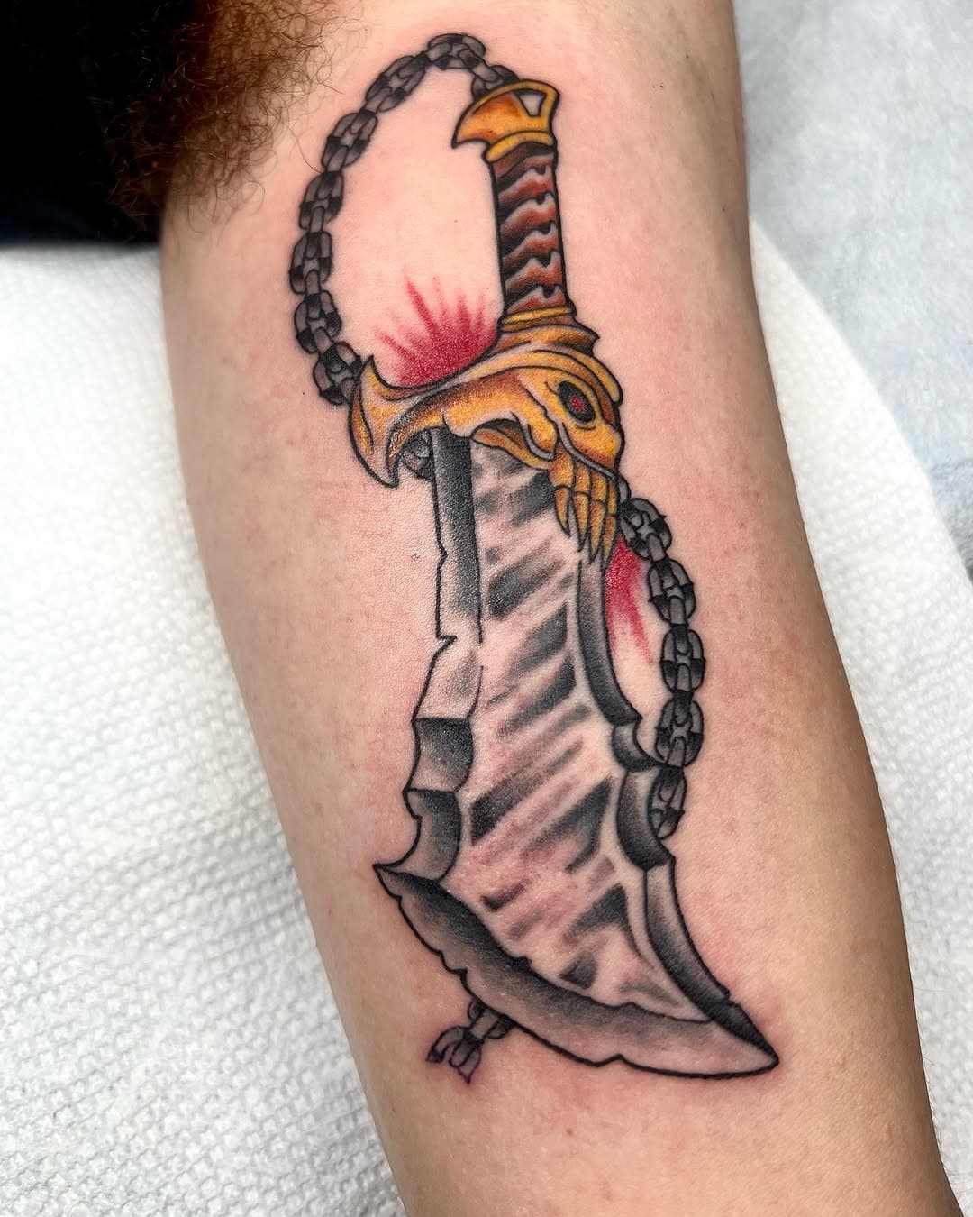 Sword from God of War 
Done @legendtattootx 
Dm or text 
817-655-0959 
For Tattoo inquiries
Thank you 🙏