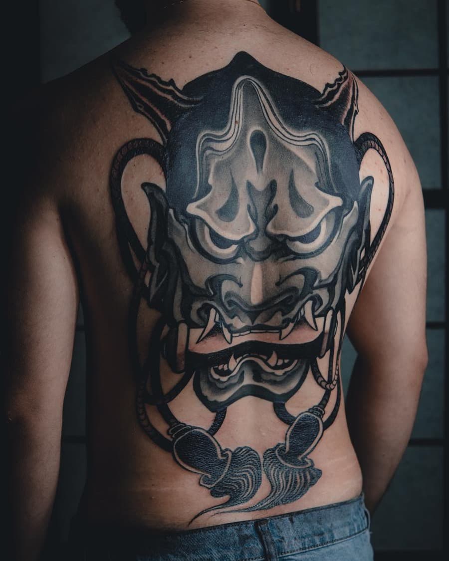 • HANNYA MASK •

Projet réalisé par notre résident @gaston.labaffe.tattoo 👺

Pour toute demande de projet perso, réservation de flash, ou demande de renseignements : contactez-nous !!

•
💌 Booking open : tattooshop.lamainnoire@gmail.com
•

📸 : @yannbrux_

#tattoo #tatouage #irezumi #hannya #hannyamask #japanese #japan #japanphoto #work #artwork #photooftheday #gastonlabaffe #blackandwhite #demon #darktattoo