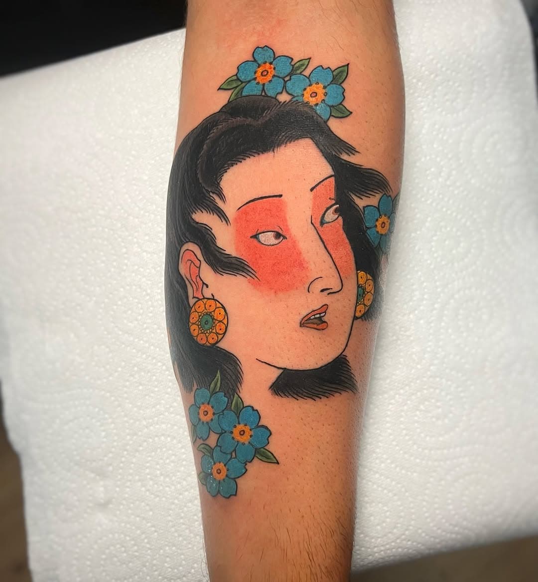 Una chica con flores que se fue para Cádiz :) , muchas gracias por confiar en mi trabajo y por venir desde allí ! 

📩 para info o citas , escríbeme un Dm o un mail (moneatattoo@gmail.com)