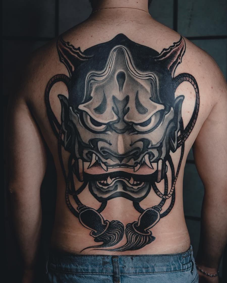 • HANNYA MASK •

Projet réalisé par notre résident @gaston.labaffe.tattoo 👺

Pour toute demande de projet perso, réservation de flash, ou demande de renseignements : contactez-nous !!

•
💌 Booking open : tattooshop.lamainnoire@gmail.com
•

📸 : @yannbrux_

#tattoo #tatouage #irezumi #hannya #hannyamask #japanese #japan #japanphoto #work #artwork #photooftheday #gastonlabaffe #blackandwhite #demon #darktattoo