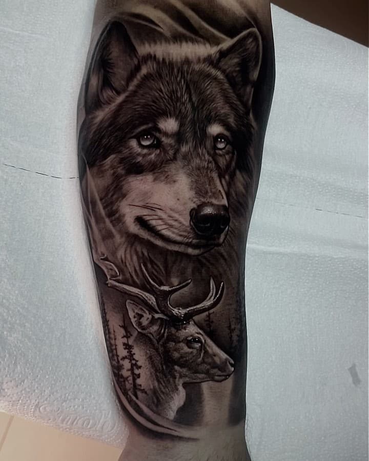 Obrigado pela confiança Davi! Foi um prazer te receber e criar essa arte. 

#boanoite #lobo #wolftattoo #tattooart #realistictattoo #goodnight #tattooever #tattooartist #tattoo2me #tattoobrasil #tattoorecreiodosbandeirantes