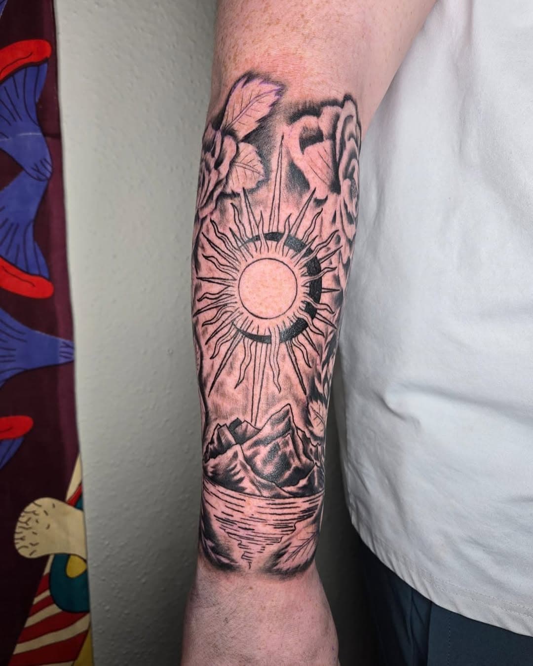 I have availability this month guys Dm me for a appointment c:
.
.
.
.
#art #artwork #ink #tattoo #tattoos #tattooartist #flowers #floral #sleevetattoo