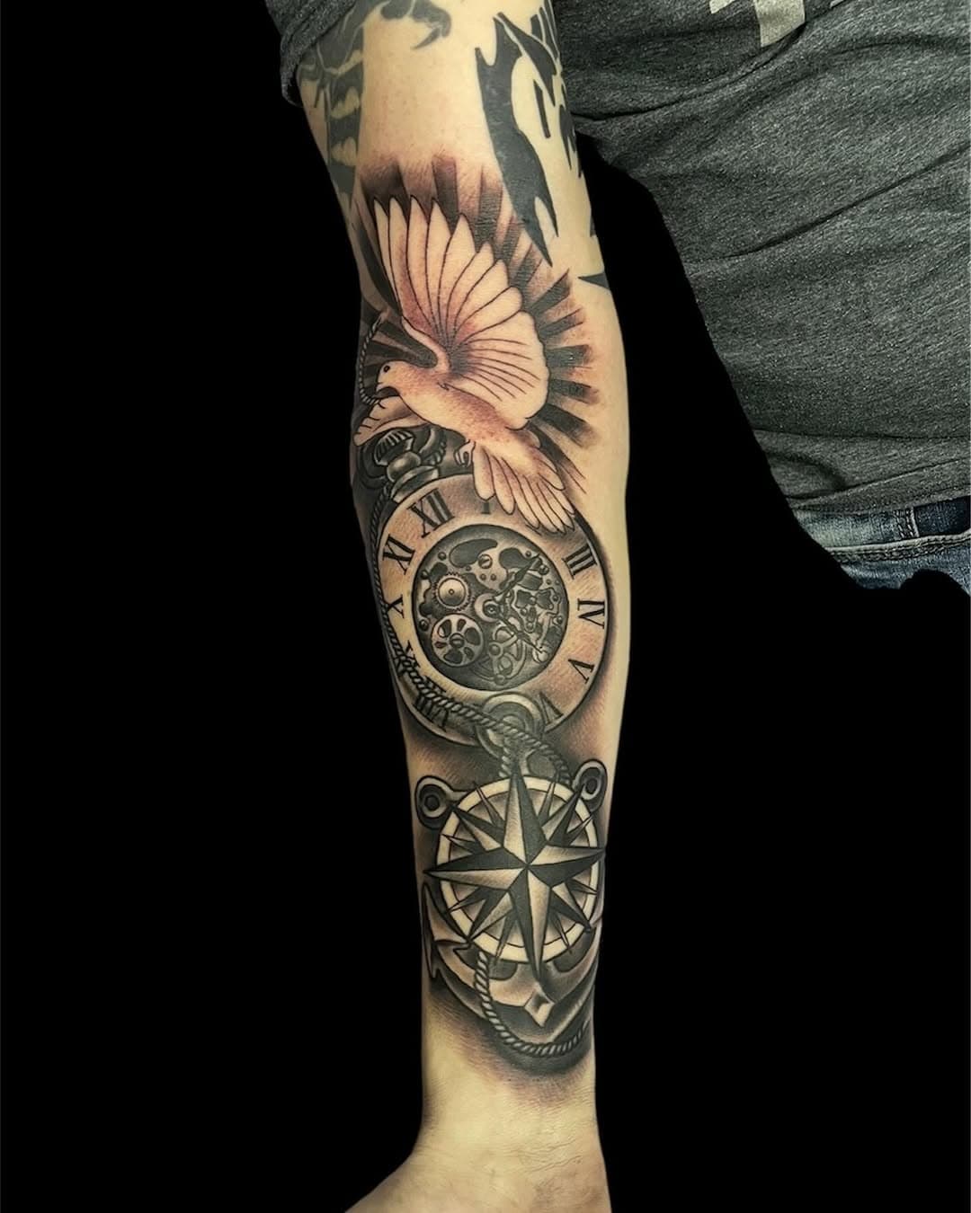 From awhile ago!!!
 #tattoo #tattoos #goldenwavetattoo #tatouage #tatuagem #tatuajes #tatuaggio #ottawatattoo #tatted #tattoolife #emalla #tattoo_composition #tattooart #tattooist #guyswithtattoos #blackandgreytattoos