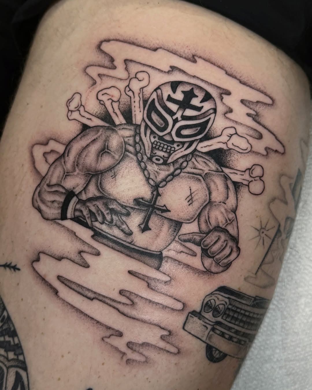 Custom lucha for Thomas!! 2nd one down for the upper leg Chicano we got goin🤩

Booking Nov & Dec- custom,flash, or whatever ya fancy!