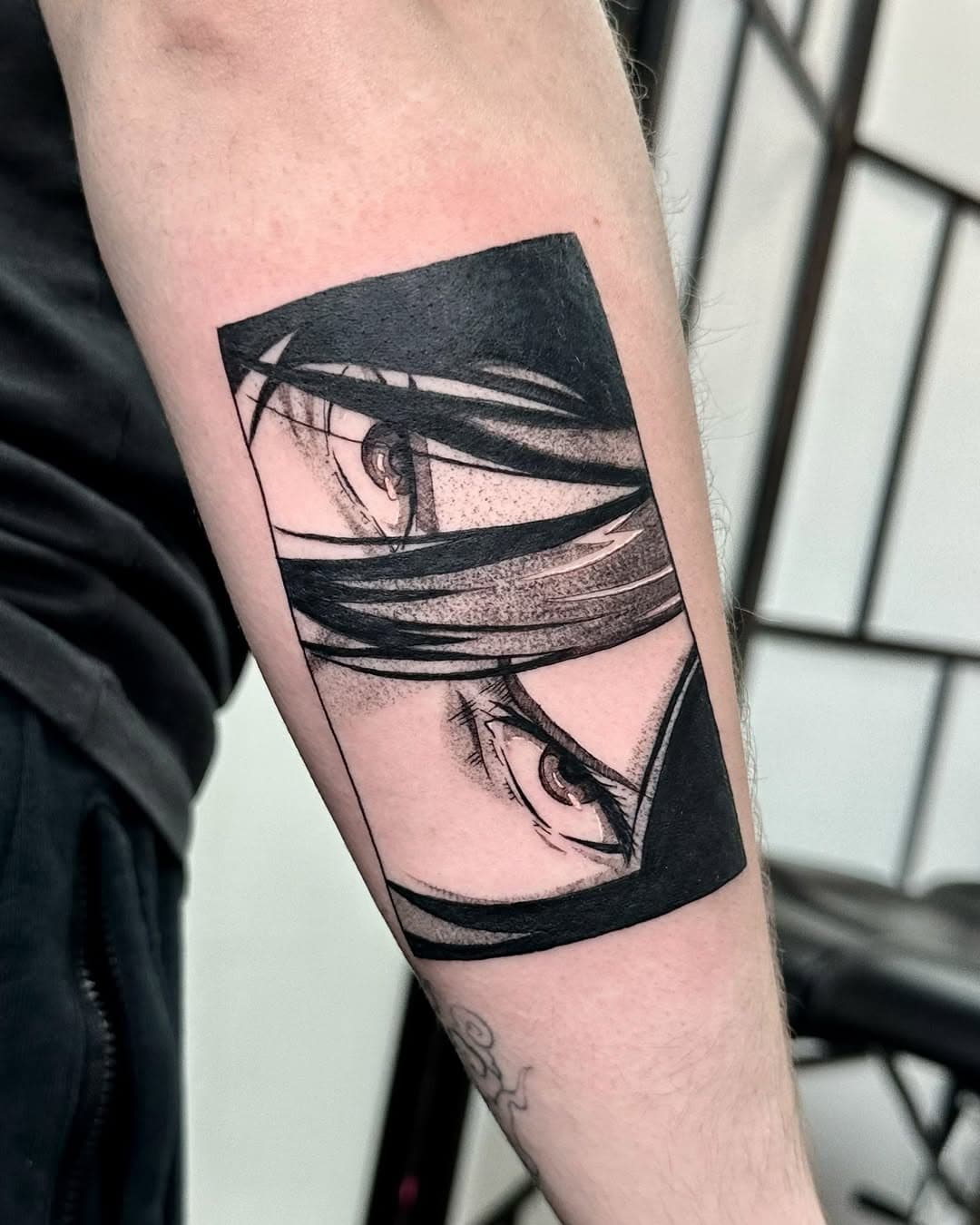 Piece done for @avafoley_ a long time ago. Thank you so much for returning. If you want get some animes tattoos, please hit me up with your awesome ideas and cool designs for pricing and availability 
.
#aot #animetattoo #attackontitan #otaku #geektattoo #ireland #dublin #dublintattoo #dublinink #ink #tattoo #blackwork #anime #mikasaackerman @oldschooltattooltd