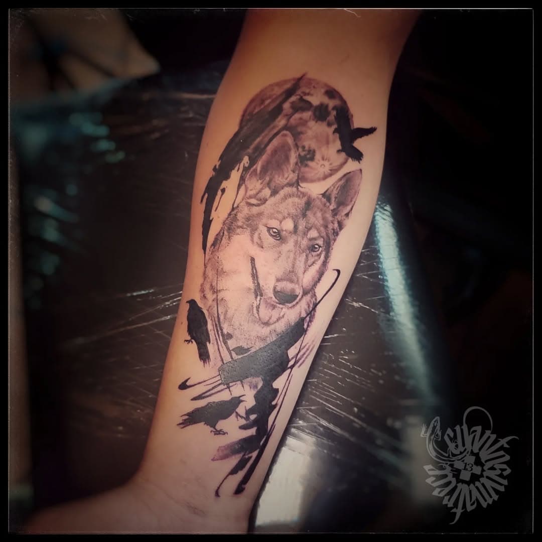 #cuantosumatrece #cuantosumatrece_tattoo #tattoobadajoz  #tatuajesenbadajoz #tatuajebadajoz #tatuajesbadajoz #tattoo #ink #thebesttattooartistworld #inked #addictedtattoo #tattoos #abstracttattoo #tattooworkers #skinart #avantgardetattoo #conceptualtattoo #estudiodetatuaje #balmtattoo