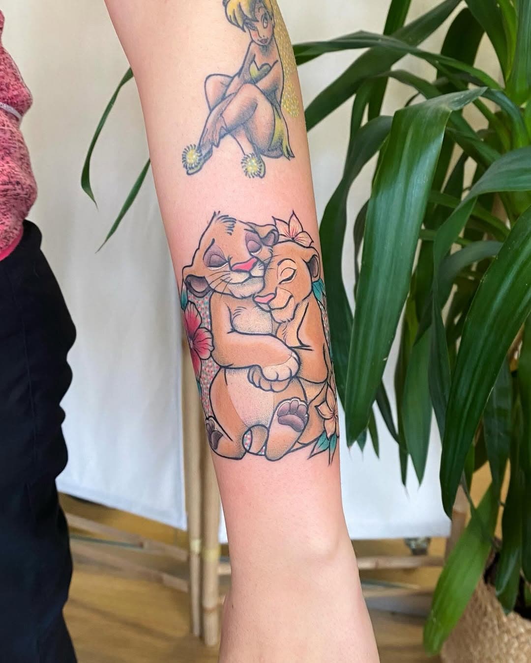 Nala 💖 Simba 

Para info y citas:
🪴Paseo del Mercadal, 49. Calahorra 
📲 613 11 35 25 
📧 info@tigreblancotattoostudio.com 
🐯 tigreblancotattoostudio.com 

#tattoo #tattoos #ink #disney #disneytattoo #disneylife  #disneygram #disneylove #lionking #lionkingtattoo #simba #nala #simbatattoo #nalatattoo #calahorratattoo #Calahorra #tatuajescalahorra #larioja #lariojatattoo #tatuajeslarioja #pamplona #pamplonatattoo #tatuajespamplona