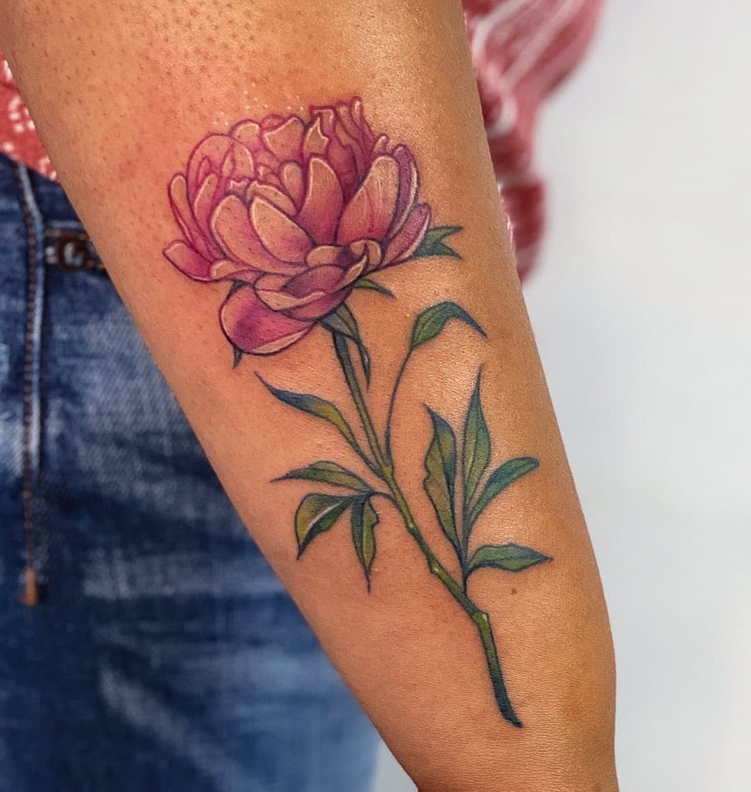 Pink Peony 🌷
While we head into the darker days of winter, why not get a little breath of bright spring color with a flower tattoo? 💐✨

Done by @malzacharia here at Waystation Tattoo