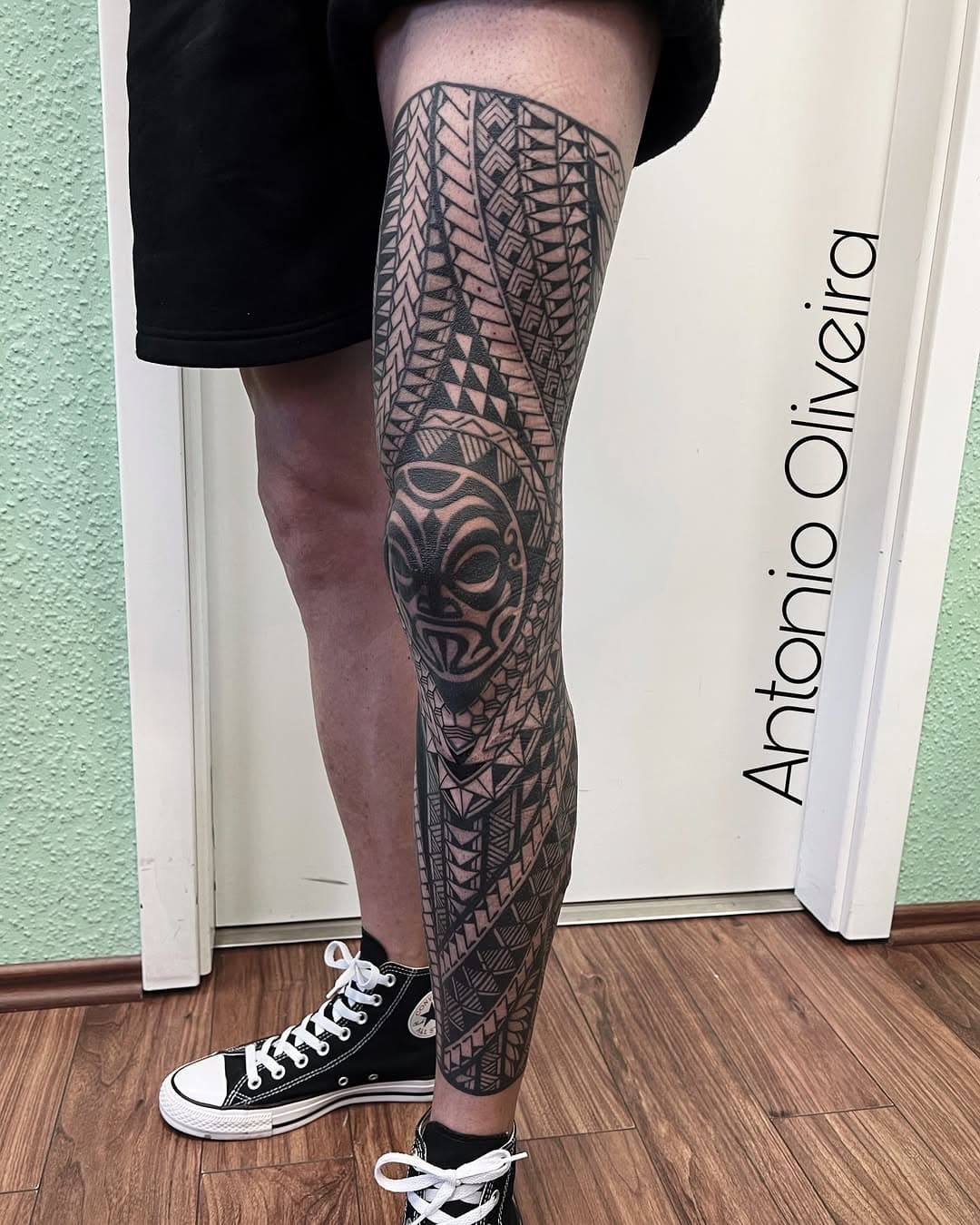 FREEHAND - Tribal | Maori | Polynesian Tattoos
📌 Appointments | Agendamentos:

👉 Send me an Instagram Direct Message
👉 Envie mensagem no Instagram

👉 E-mail: antoniooliveira_tattoo@hotmail.com

#porto #portoportugal #portoportugal🇵🇹 #portugal #portugal🇵🇹 #matosinhos #tattoo #blacktattoo #tribaltattoo #polynesiantattoo #lisbon #lisboa #oporto #tatuagem #freehand #freehandtattoo #tattoolovers

#netherlands #switzerland #germany #england #europe