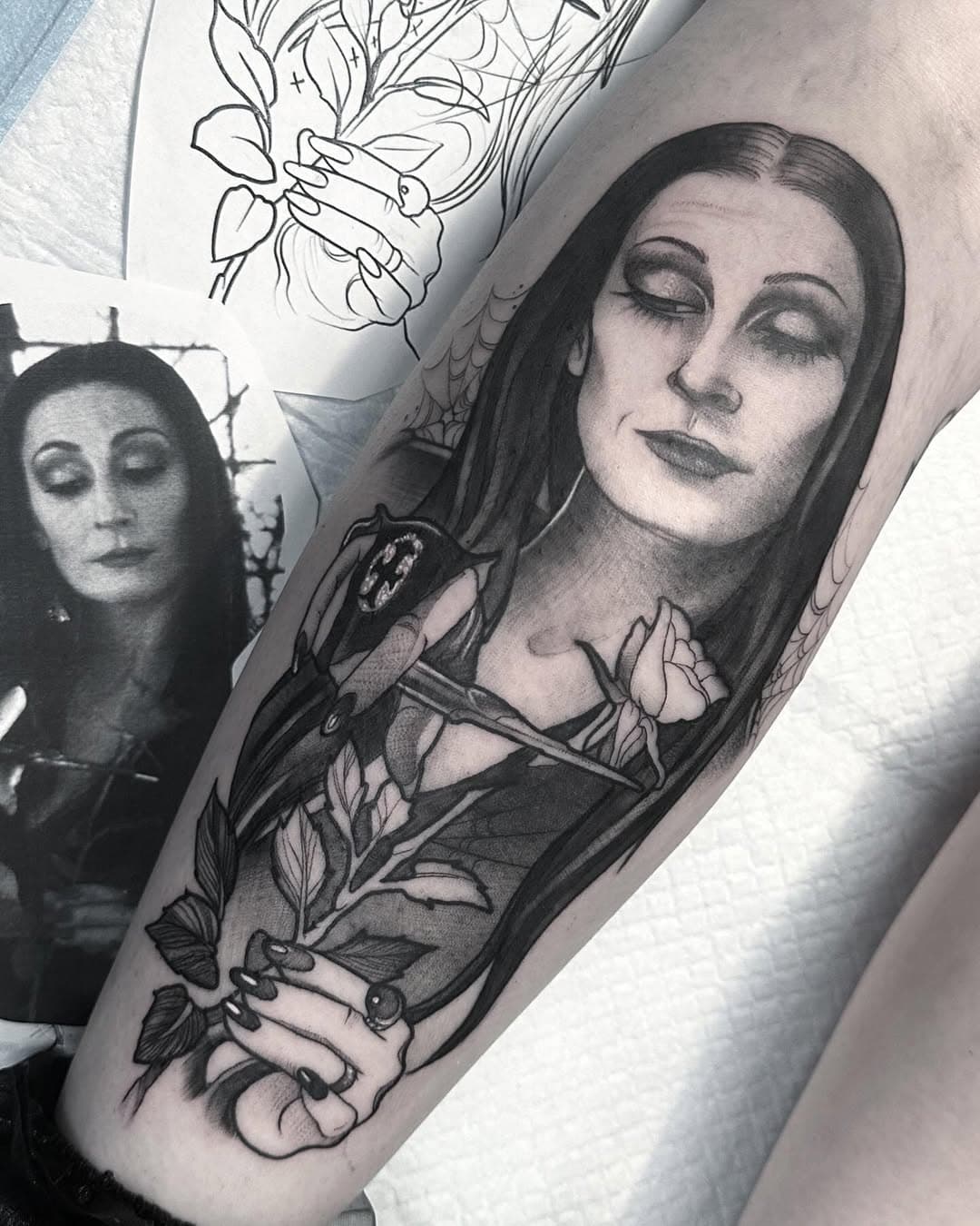 Thank you as always Roisin 🦇🦇🦇 done at @secretdoor_studio 🖤🌚 #morticiaadams #portraittattoo #dublintattoo.