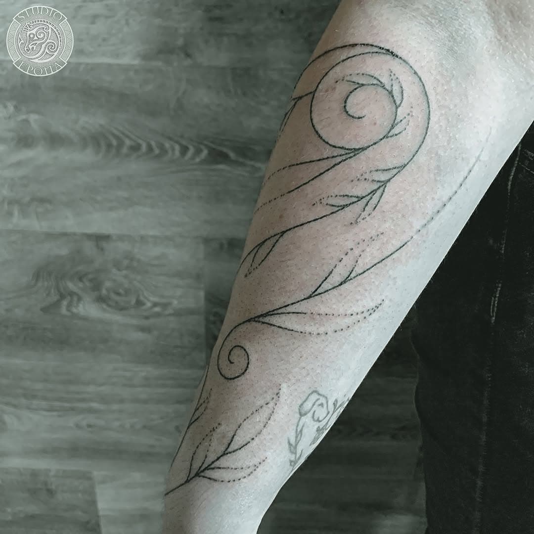 Work in Progress: Tessa

This elegant, hand poked tattoo of branches and leaves is for Tessa and was designed freehand on her arm. It’s still a work in progress; shading will be added to the leaves, and eventually, we’ll continue working up to her upper arm and other parts of her body. I’m really excited about this project. Thank you for your trust, Tessa!