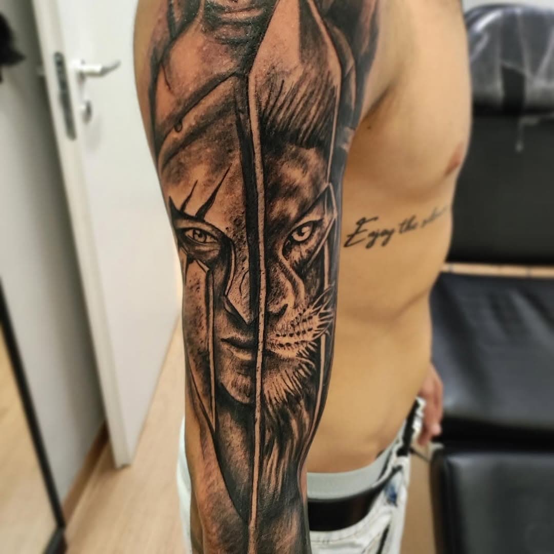 Nanuk Tattoo Studio 
Via Ettore Fieramosca 49/a - Bari

#tattoo#lion#liontattoo#gladiator#gladiatortattoo#tattooideas#scketch#blackworktattoo#conceptart#artesobscurae#blackwork#tattoostyle#instatattoo#bari#puglia#italy#nanuk#nanuktattoostudio#instattoo#likeforlikes#ink#inkedup#follow#tattoostyle#tattooink#tattoodo#tattooitalia#picoftheday#pic