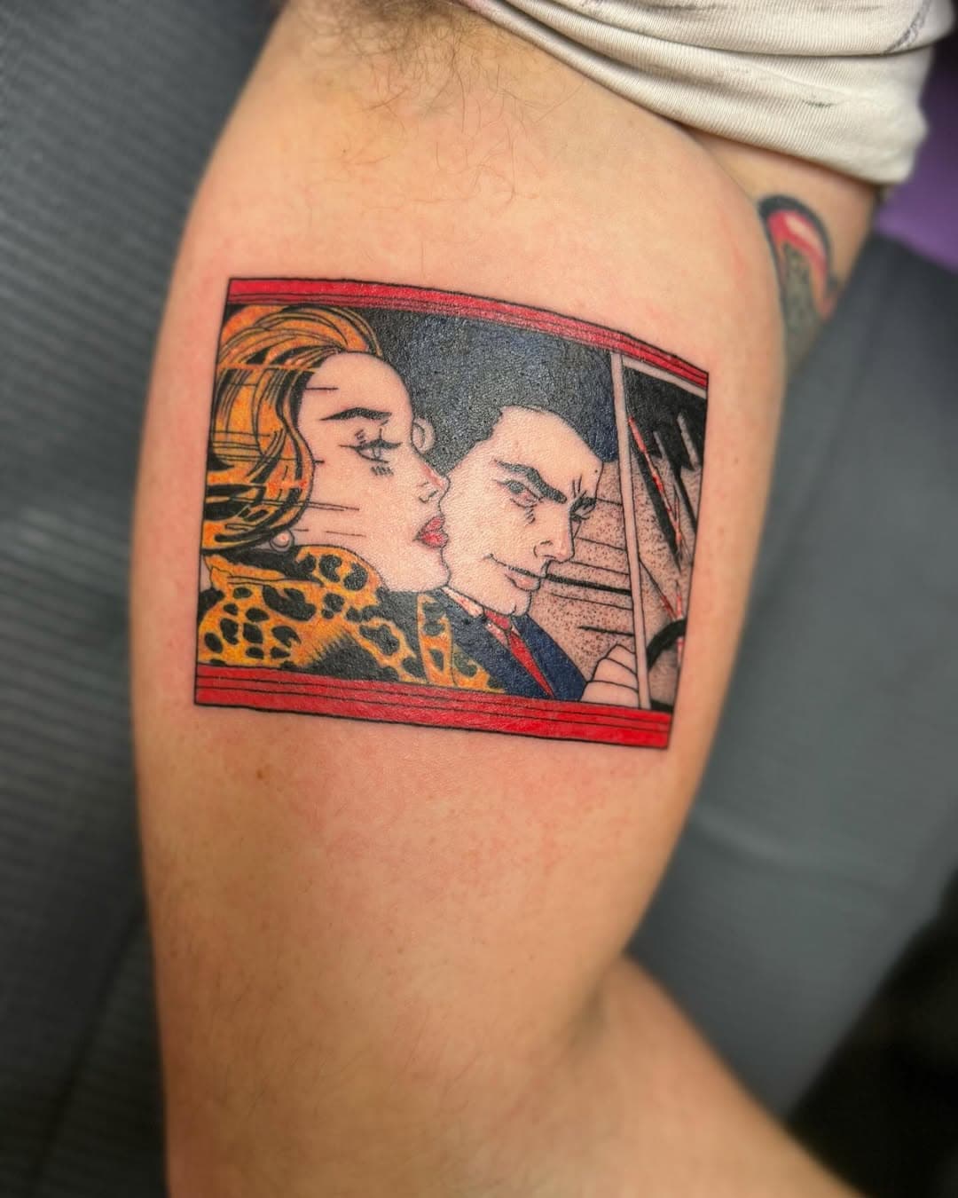 It was a pleasure doing this! Let’s do moreeeee panelssssss. Sorry the white is still a little bloody. 🤷🏼‍♀️ 
Done use my @bishoprotary wand and @rawpigments 

DM TO BOOK

#tattoo #tattoos tattooartist #art #artwork #artist #comicbook #illustration #colortattoo #finelinetattoo