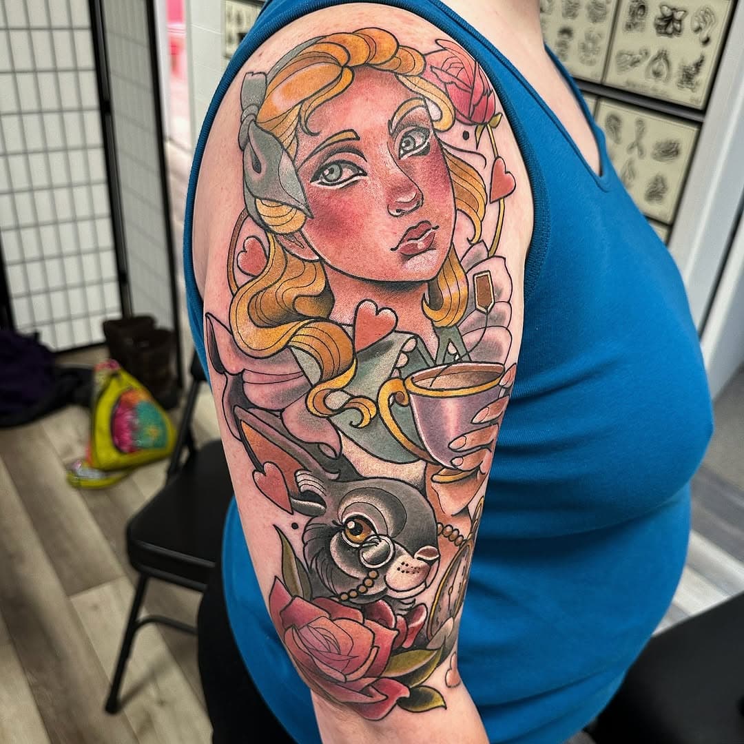 Did this Alice in Wonderland piece all in one day on my pal Natalie!! ☕️♥️♠️♦️♣️ bit of a throwback as this was back in PEI at @ironsidepei 😚 #aliceinwonderlandtattoo