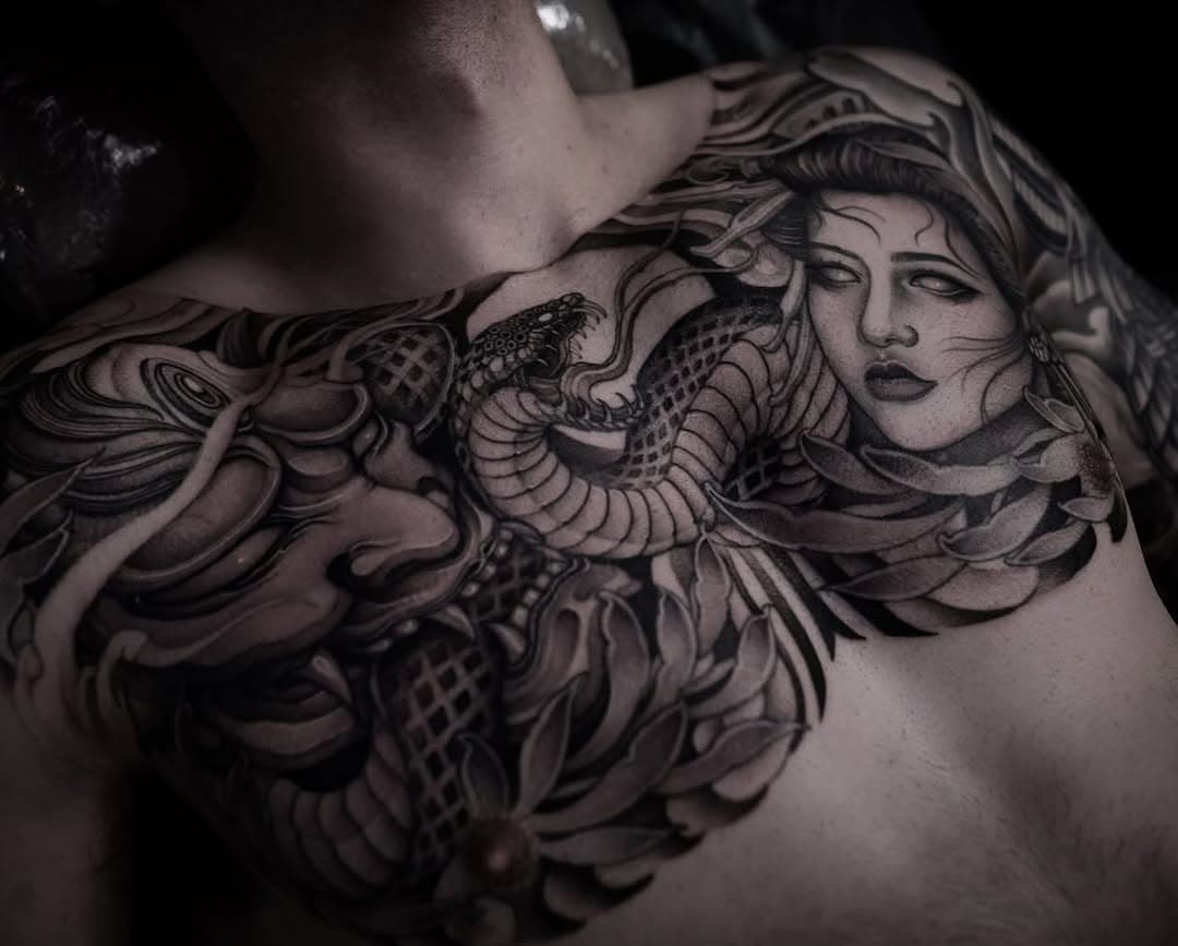 #hanya #snake #chrsanthemum and #geisha chest plate completed. Thank you Ryan🙌