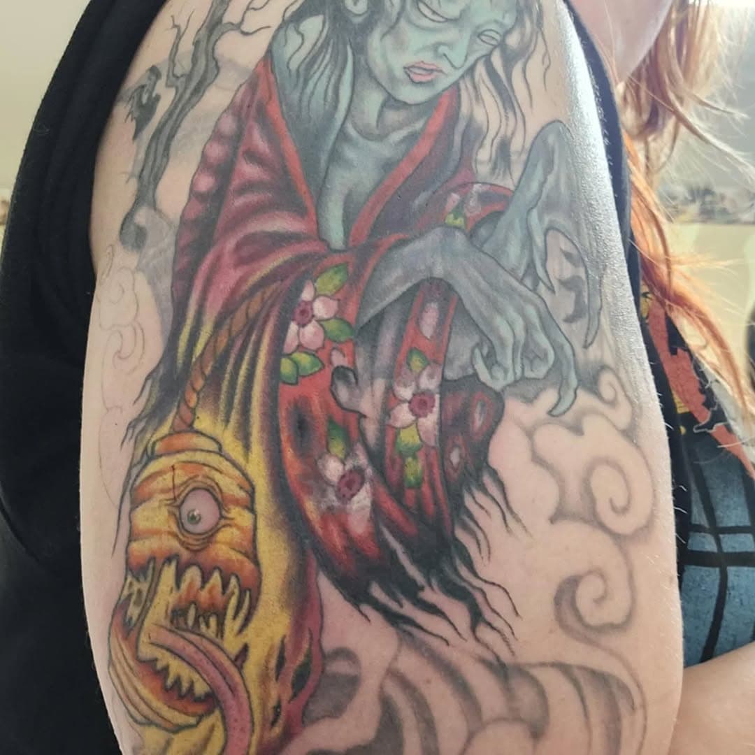 Abit more progress on this large scale cover up! Sit working!
#affiliatedtattoofamily #affiliatedtattoo #tattoowithbenny #mostunknown #deadartistsociety #neotatmachines #solidtattooink #coverup #coveruptattoo #newtattoo