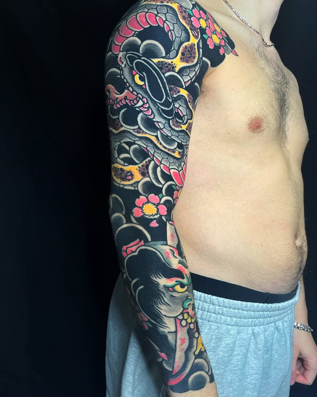 Free hand sleeve #italianjapanesetattoo #top_class_tattooing #japanart #topttattooing #topclasstattoing #bright_and_bold #americanatattoos #italian_traditional_tattoo #realtraditional #inked  #tattoo  #tattooitaly #convention #tattoolife 
 #bologna #tattoobologna #bolognatattoo #dicetattoo #tatuaggibologna