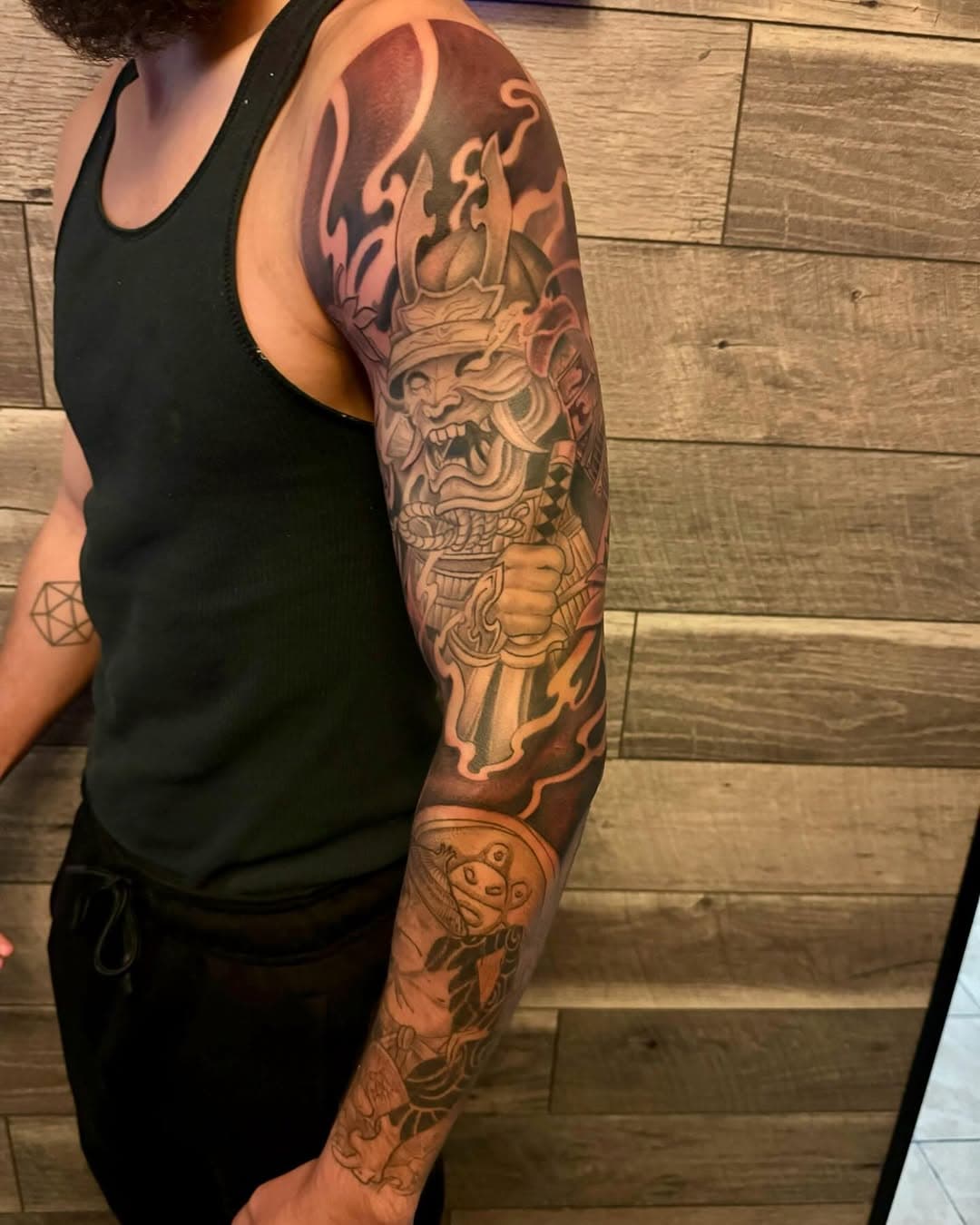 Sleeve tattoo I was working on… thank you to my client for the trust.  #tattoo #tattoos #tattooart #tattoosleeve #art  #inked #guyswithtattoos #graywashtattoo #tattoostudio #tattooartist #tattoolife #sunsetparkbrooklyn #nyc #bayridgebrooklyn #parkslopebrooklyn #manhattan #coneyisland #statenisland