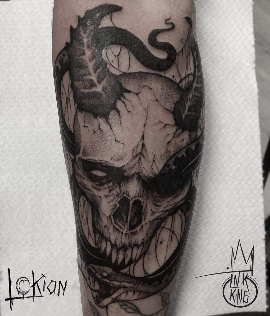 Tym razem coś mroczniejszego, czyli tak jak lubię najbardziej :D 

#tattoo #ink #inked #skull #skulltattoo #tattoos #demon #demontattoo #tatuaz #tattooart #tattooideas