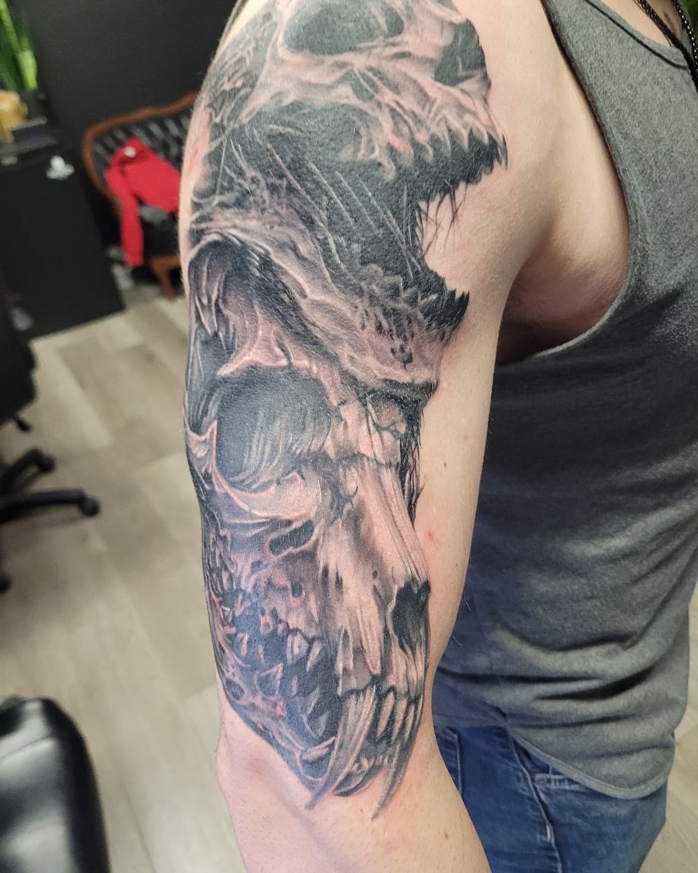 travail en cours, fait par jeff

Work in progress, done by jeff
@jeffwiettattoos