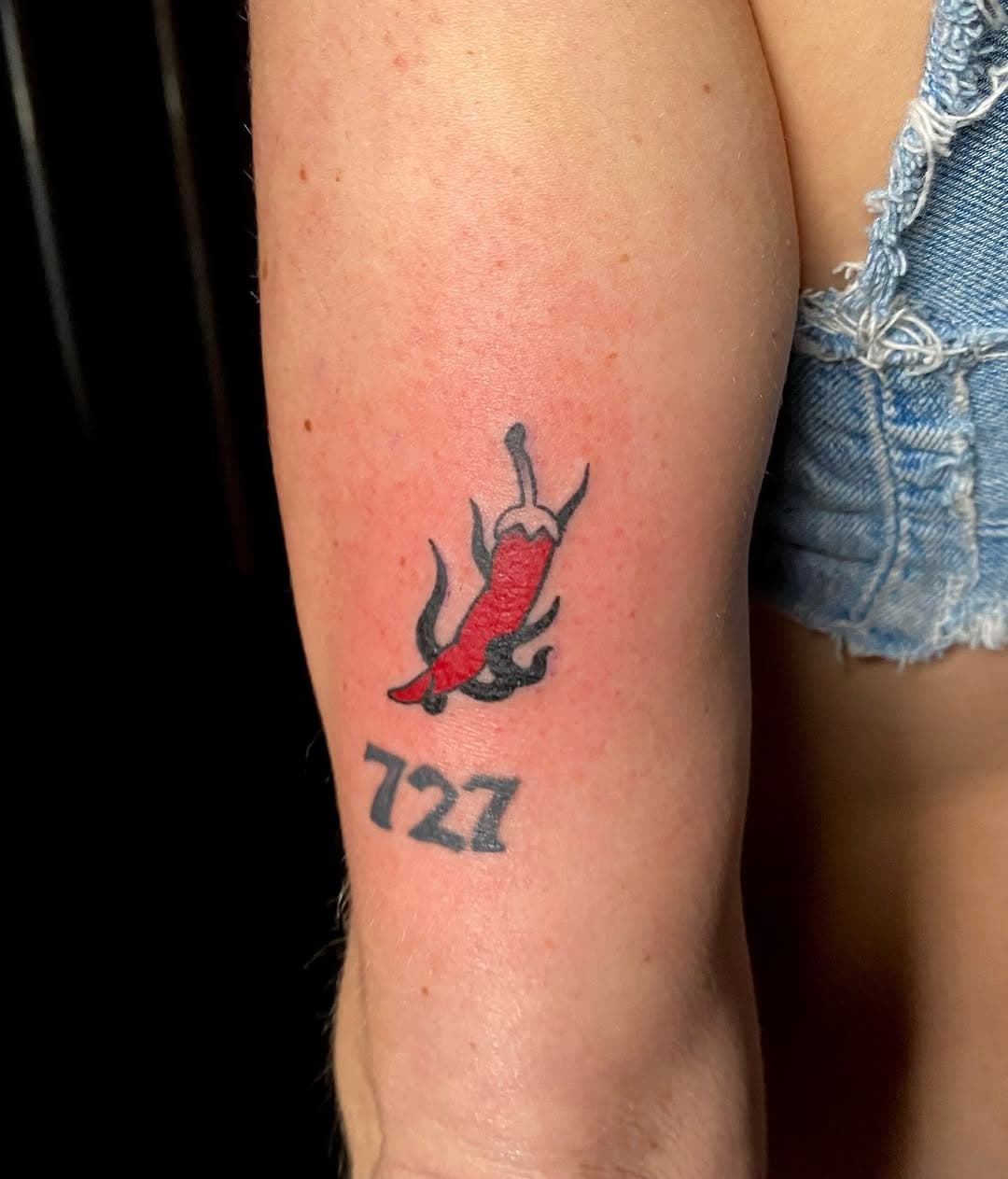 Spicy chili 🔥🌶️

•Done at @knockknock.berlin anniversary• 

If you want to have tattoos at your event or party send me a DM 🙌🏽